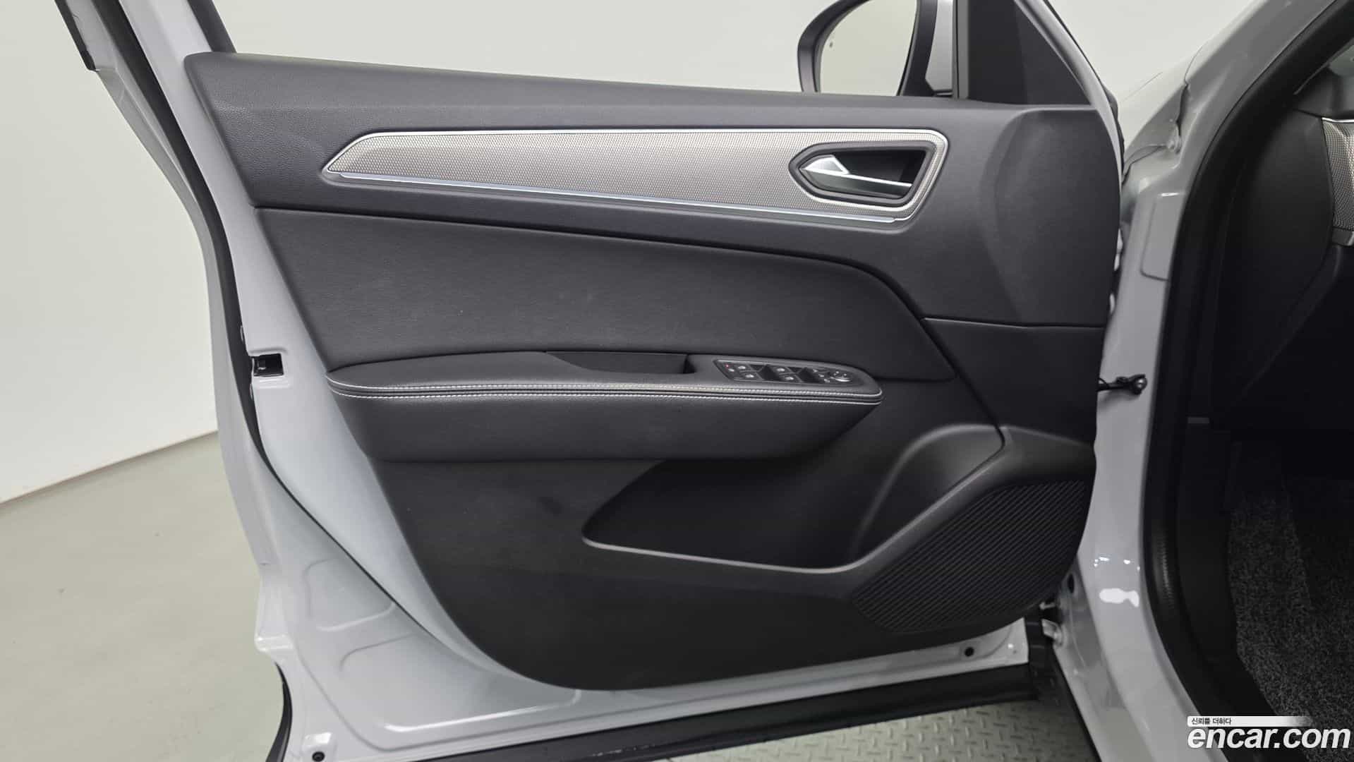 XM3 Renault Korea 2022.10-INNER-034