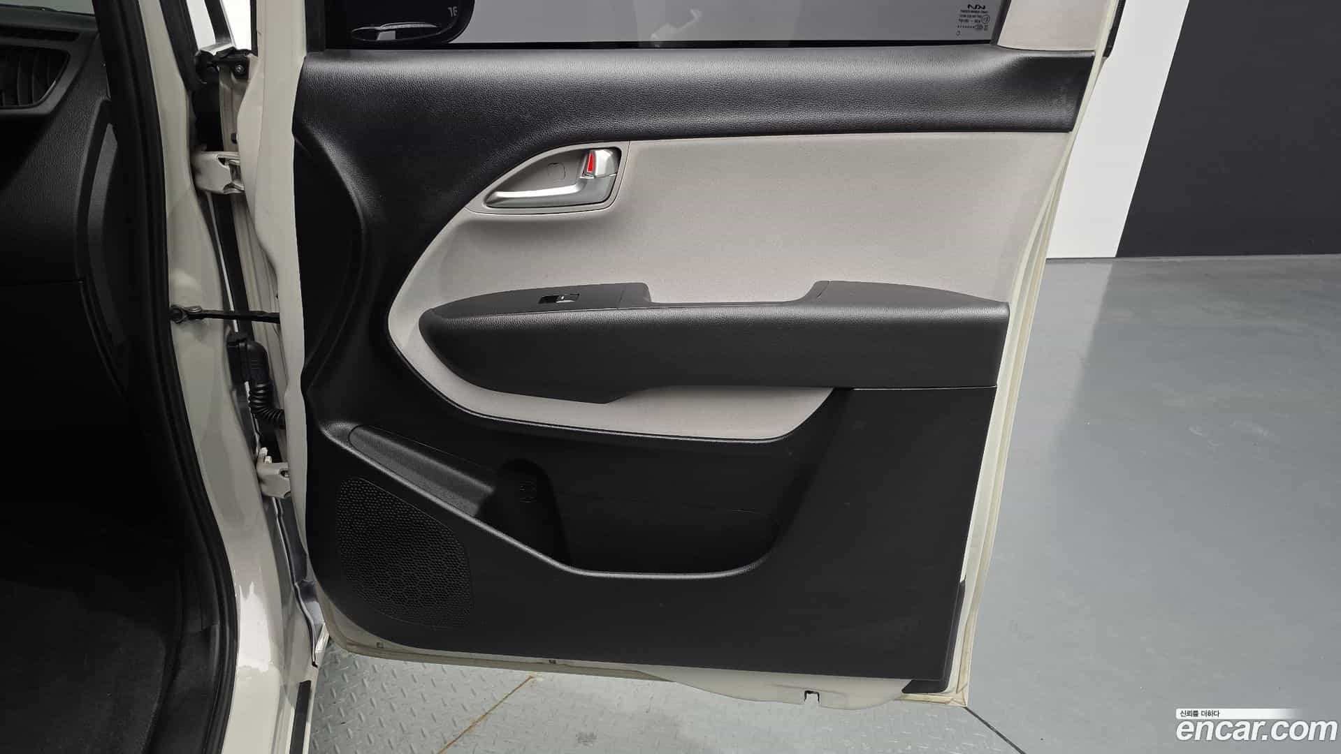 RAY Kia 2023.7-INNER-035