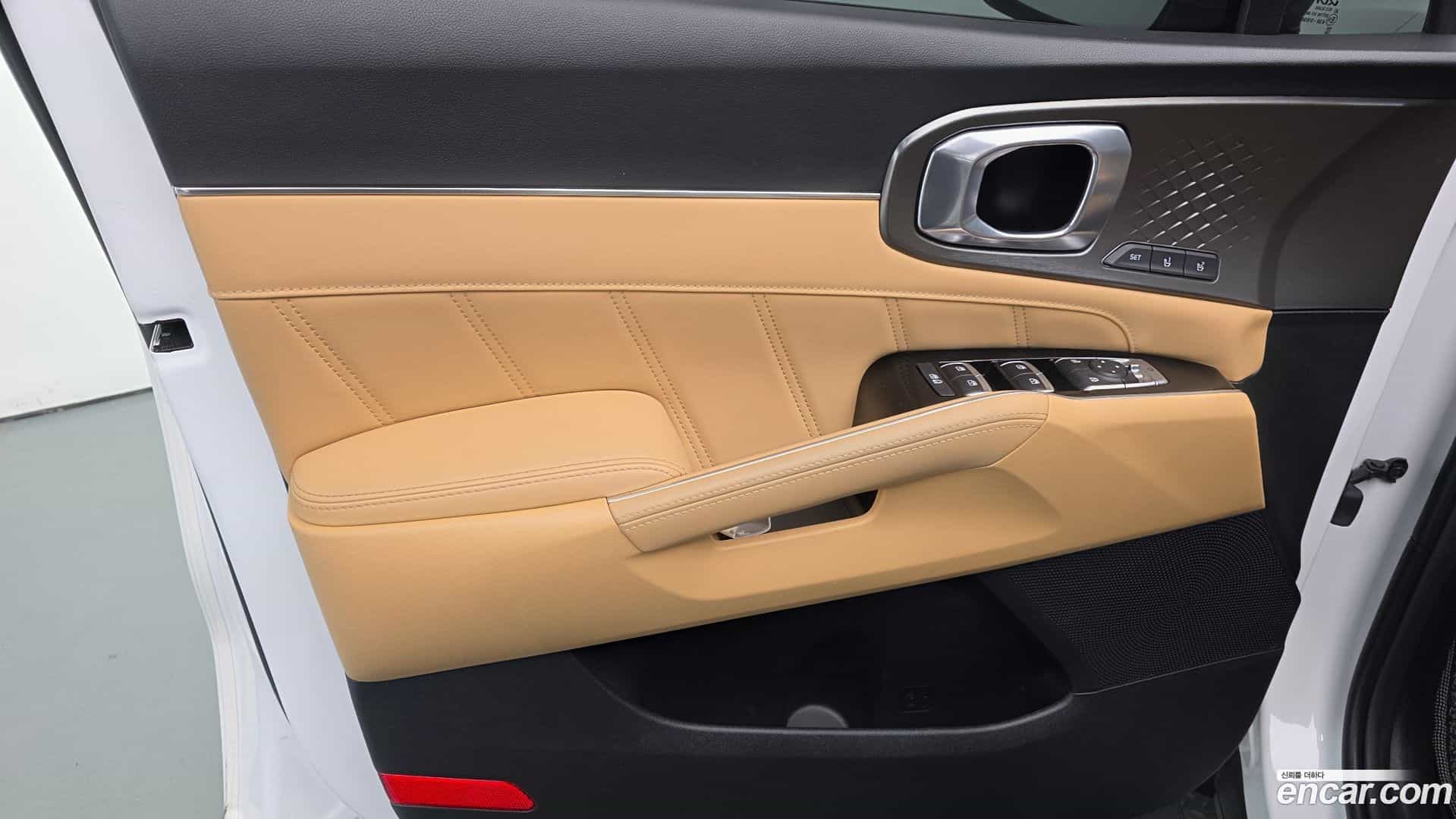 Sorento Kia 2023.5-INNER-034