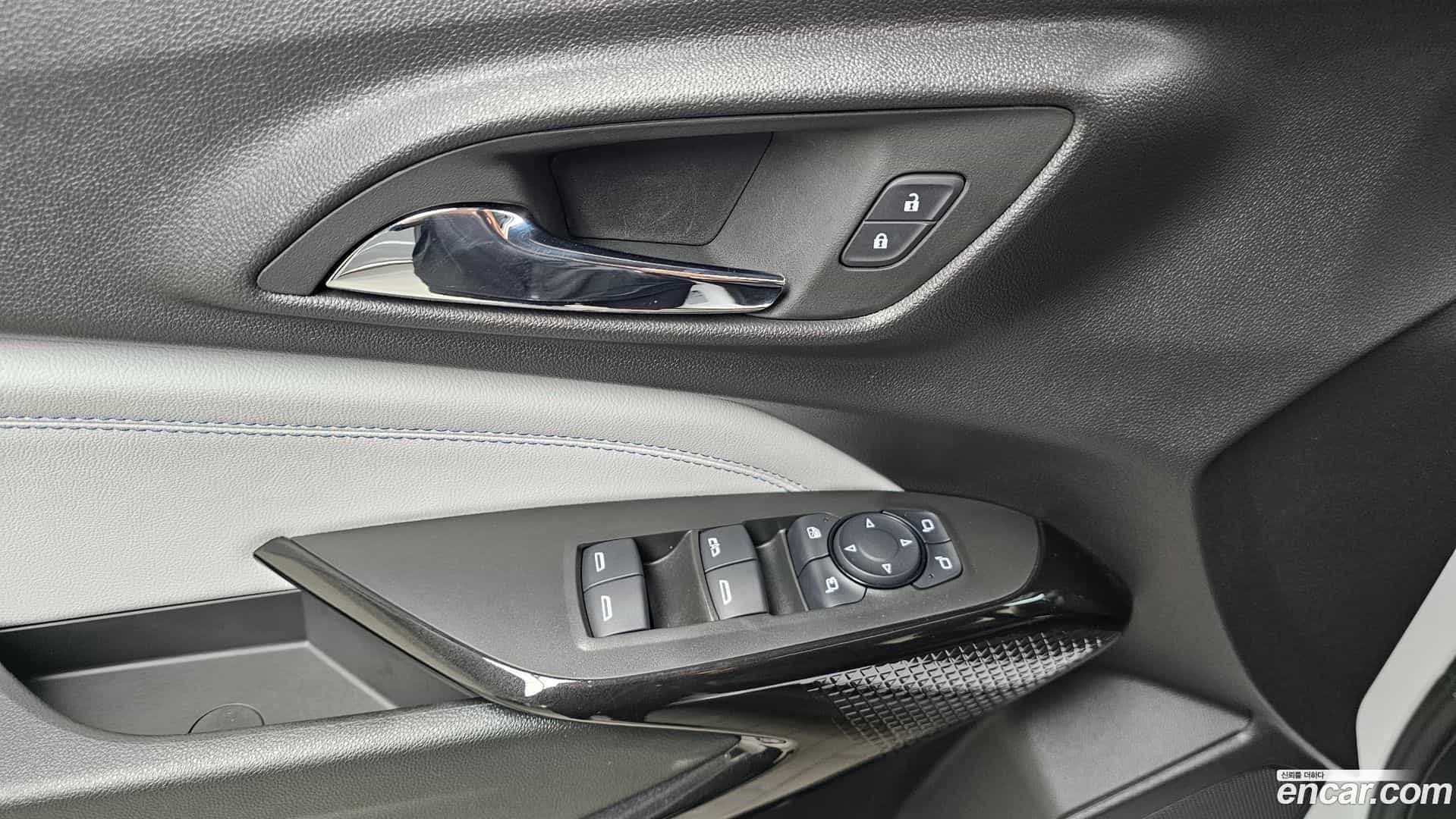 Trax Chevrolet 2023.7-OPTION-023