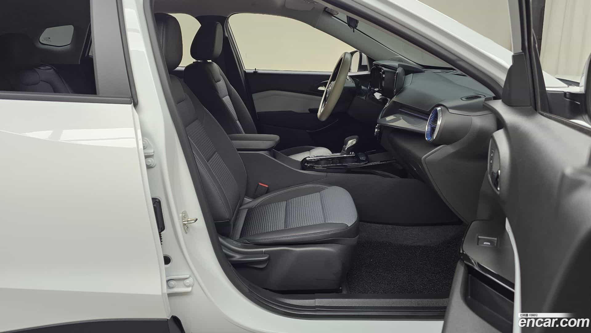 Trax Chevrolet 2023.7-INNER-036