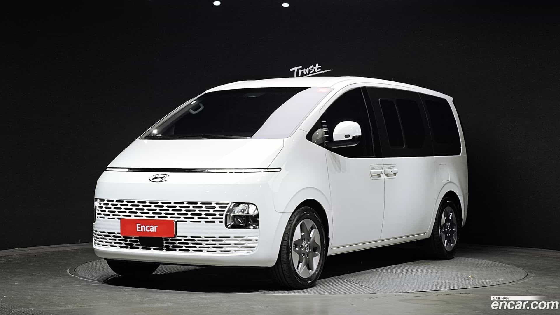 Staria Hyundai 2022.2-OUTER-001