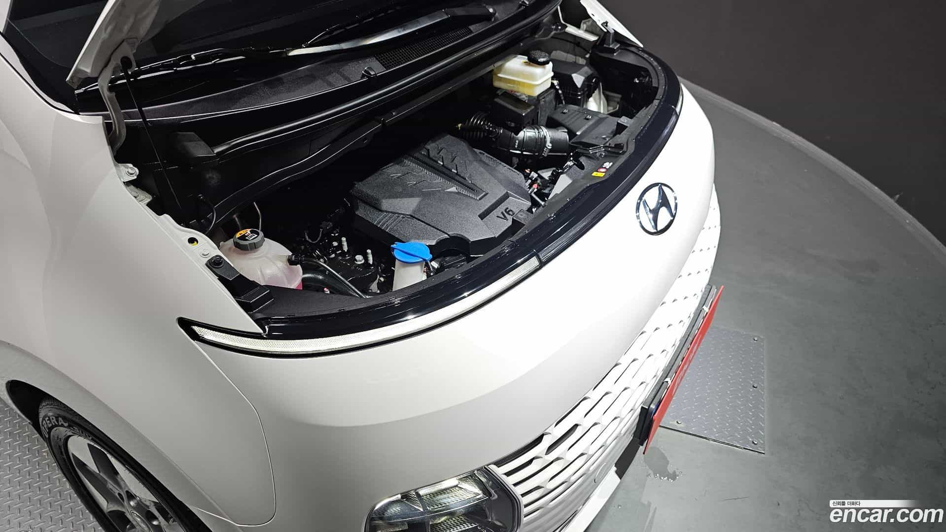 Staria Hyundai 2022.2-OUTER-006