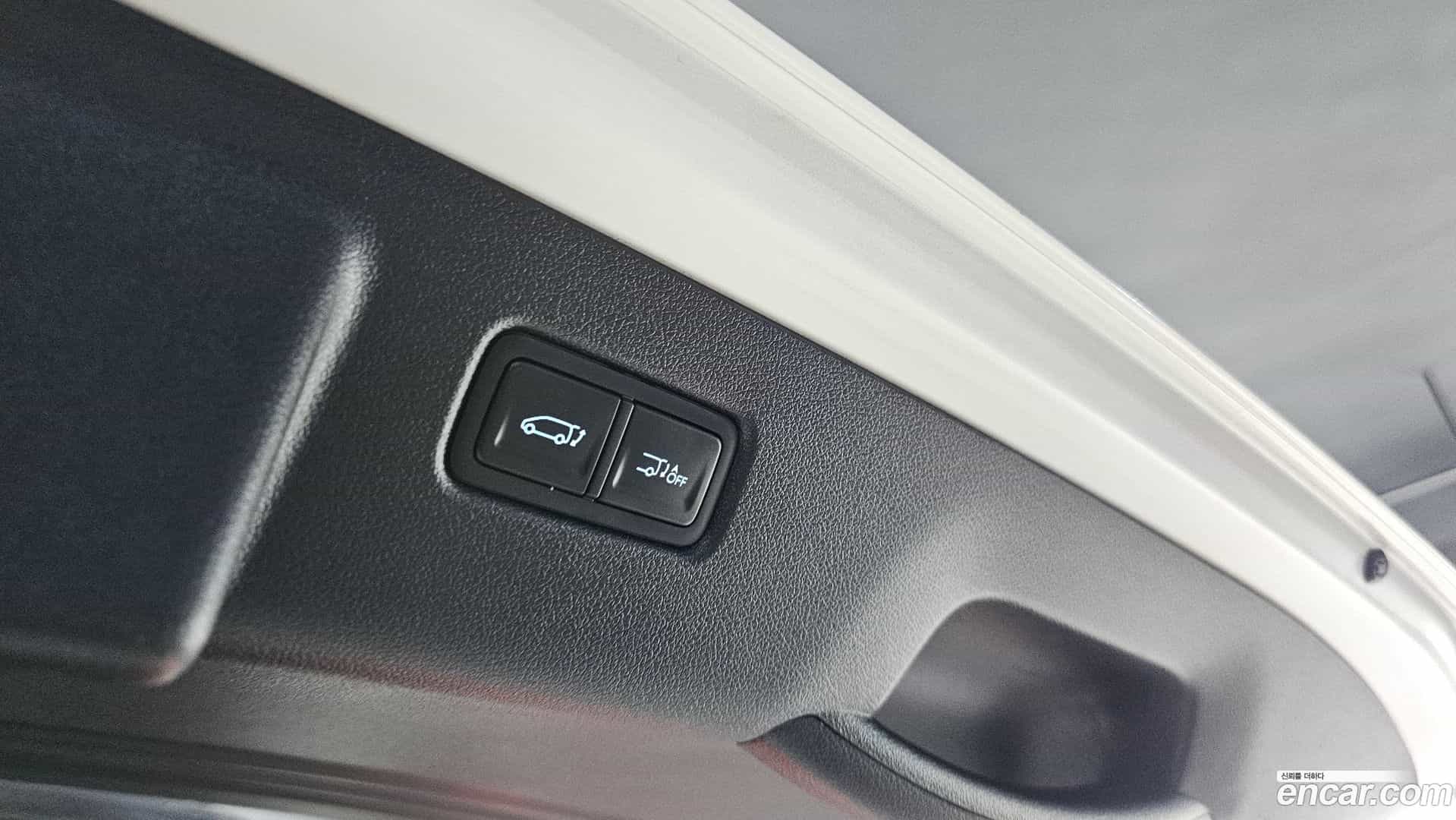 Staria Hyundai 2022.2-OPTION-024