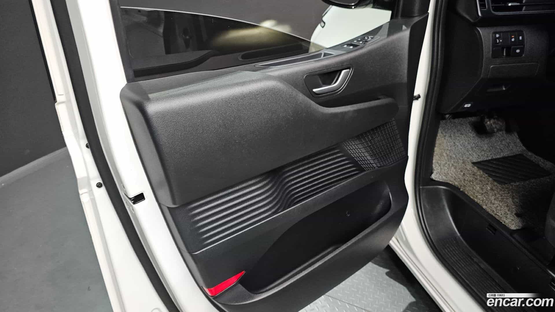 Staria Hyundai 2022.2-INNER-034