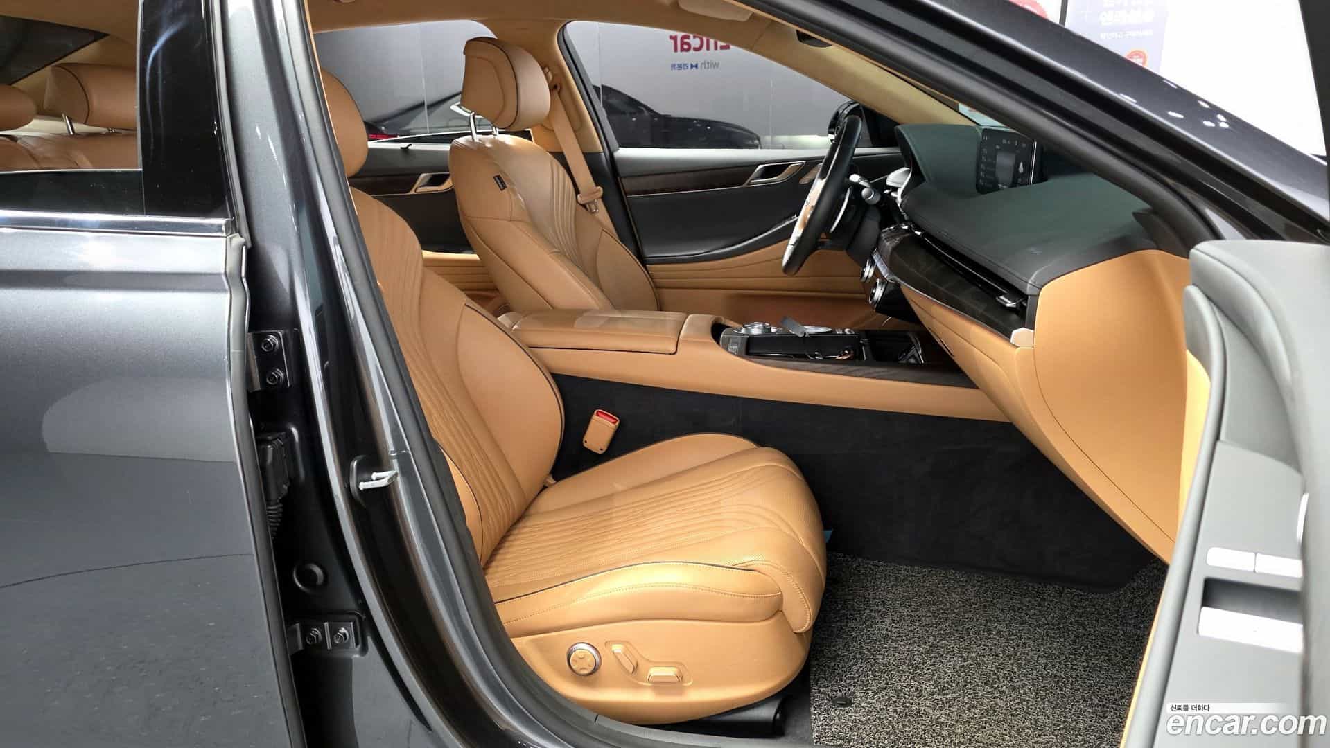 G80 Genesis 2020.4-INNER-036