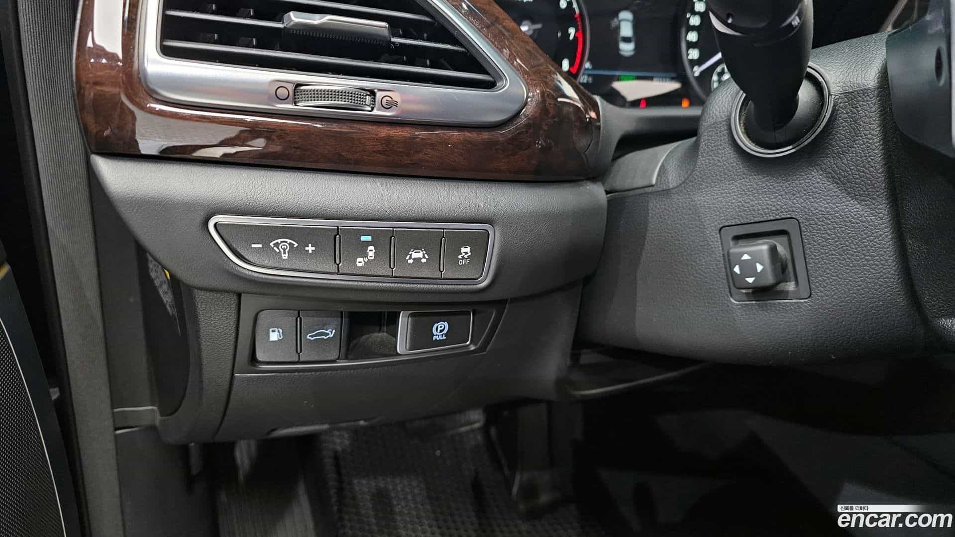EQ900 Genesis 2016.11-OPTION-020