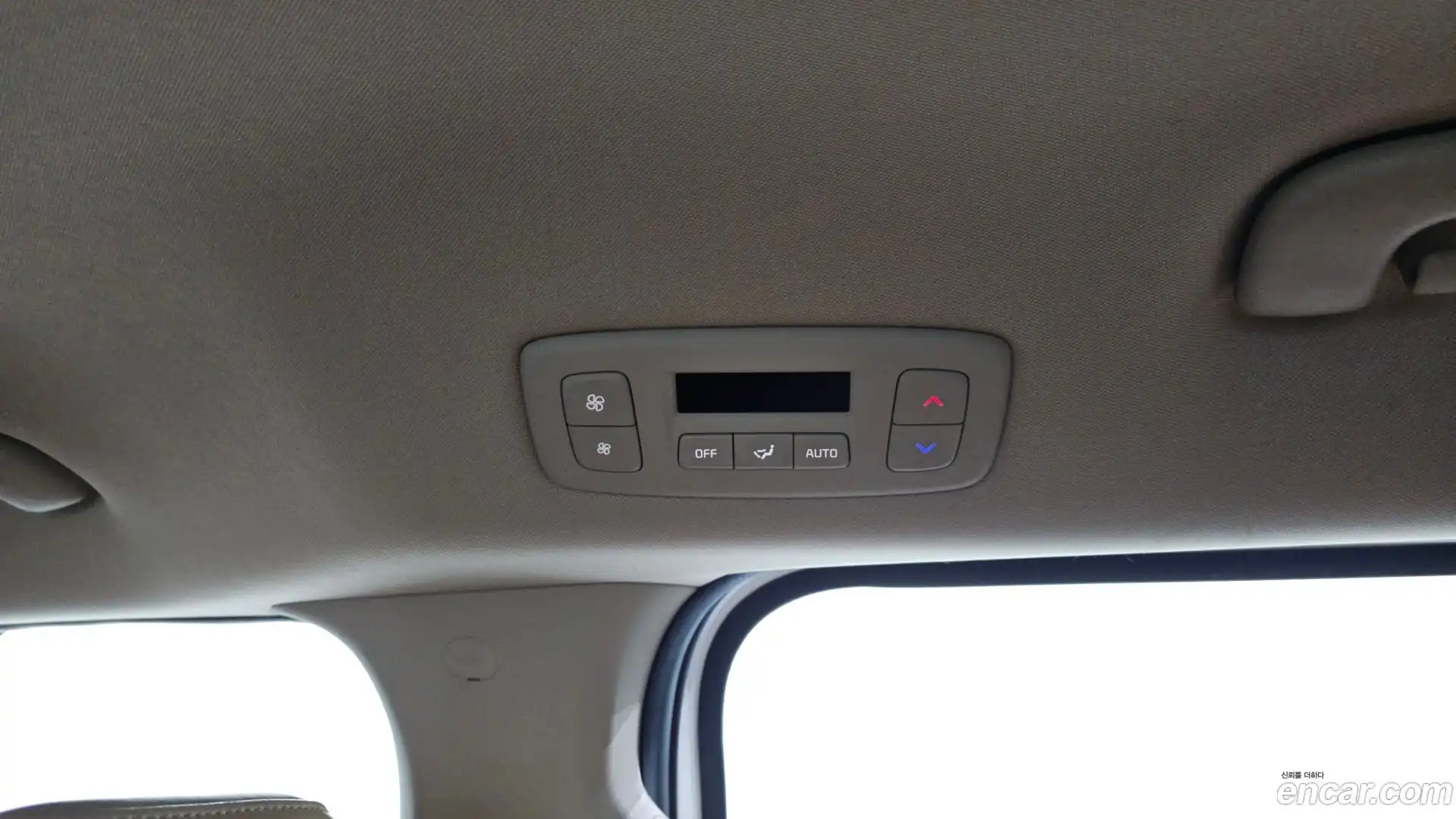 Canival Kia 2020.8-OPTION-044