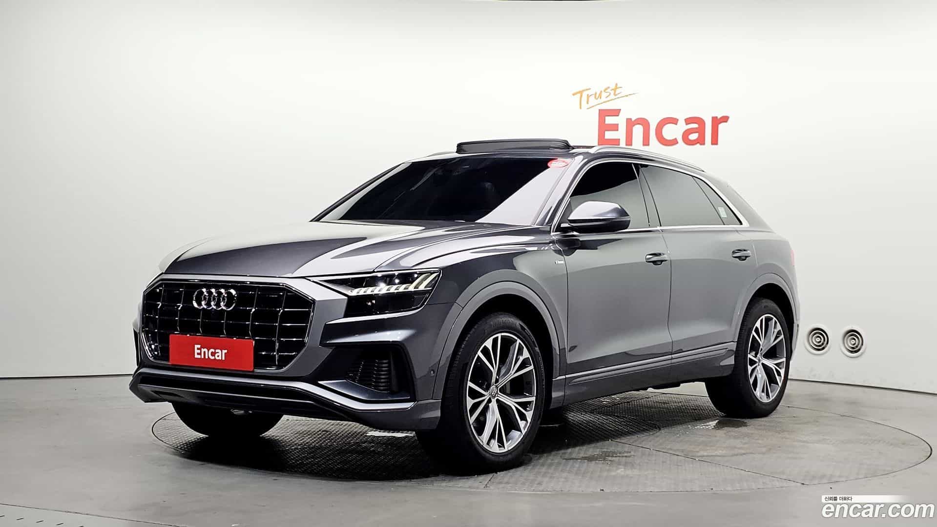 Q8 Audi 2021.6-OUTER-001