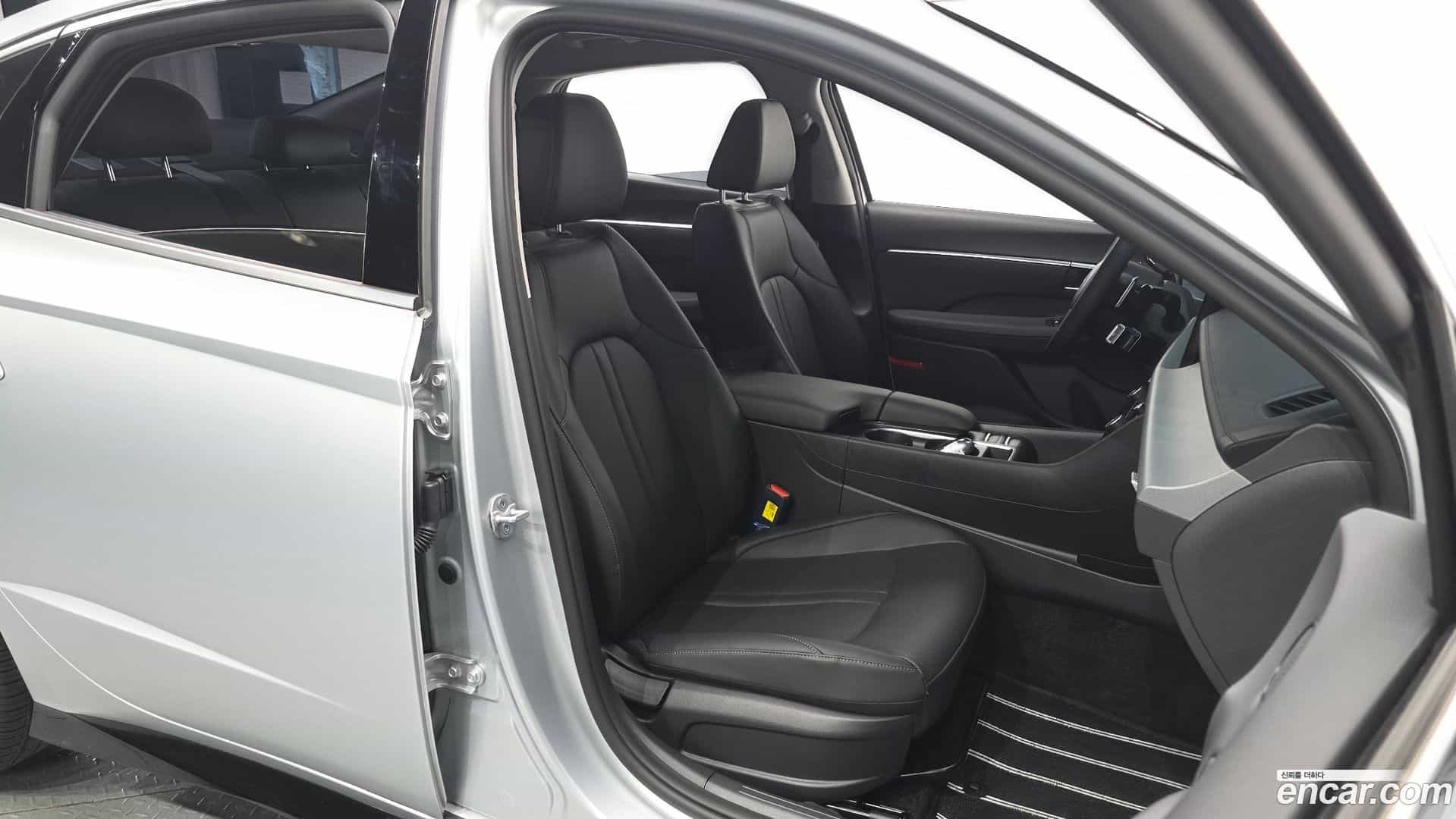 Sonata Hyundai 2026.2-INNER-036