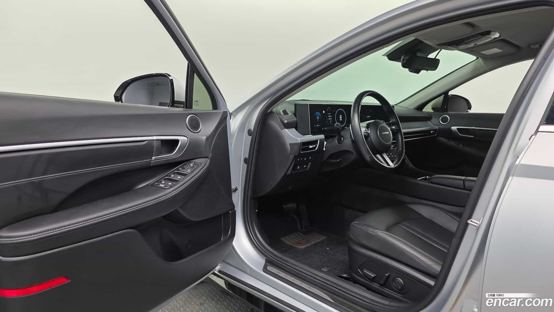 Sonata Hyundai 2023.8-INNER-010