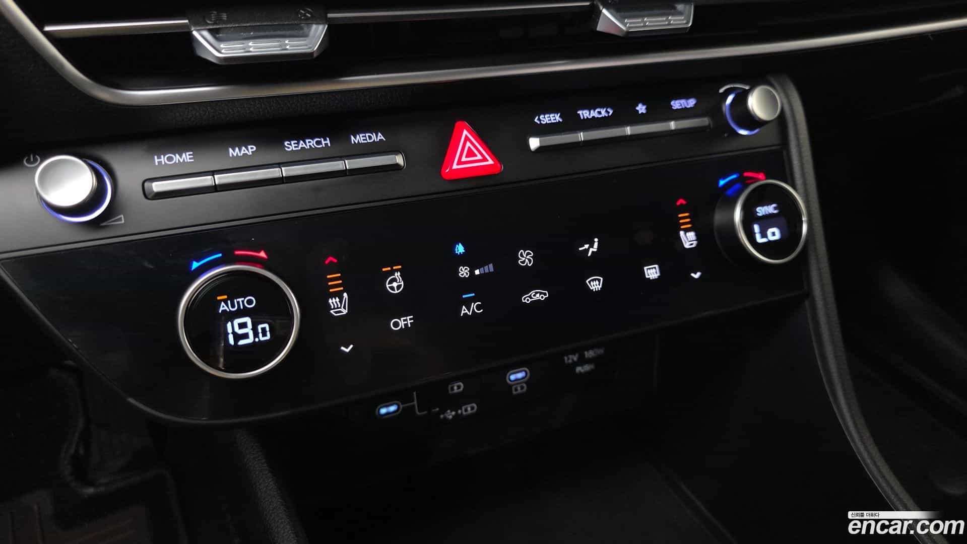 Sonata Hyundai 2023.8-OPTION-044