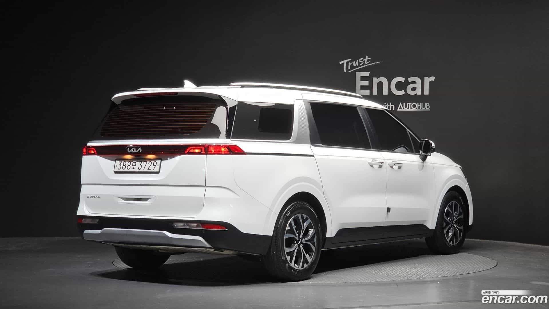 Canival Kia 2023.1-OUTER-002