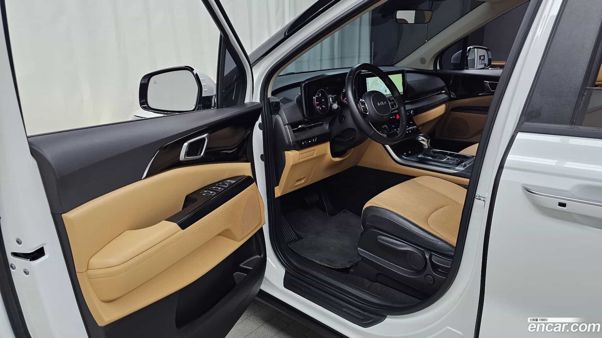 Canival Kia 2023.1-INNER-010