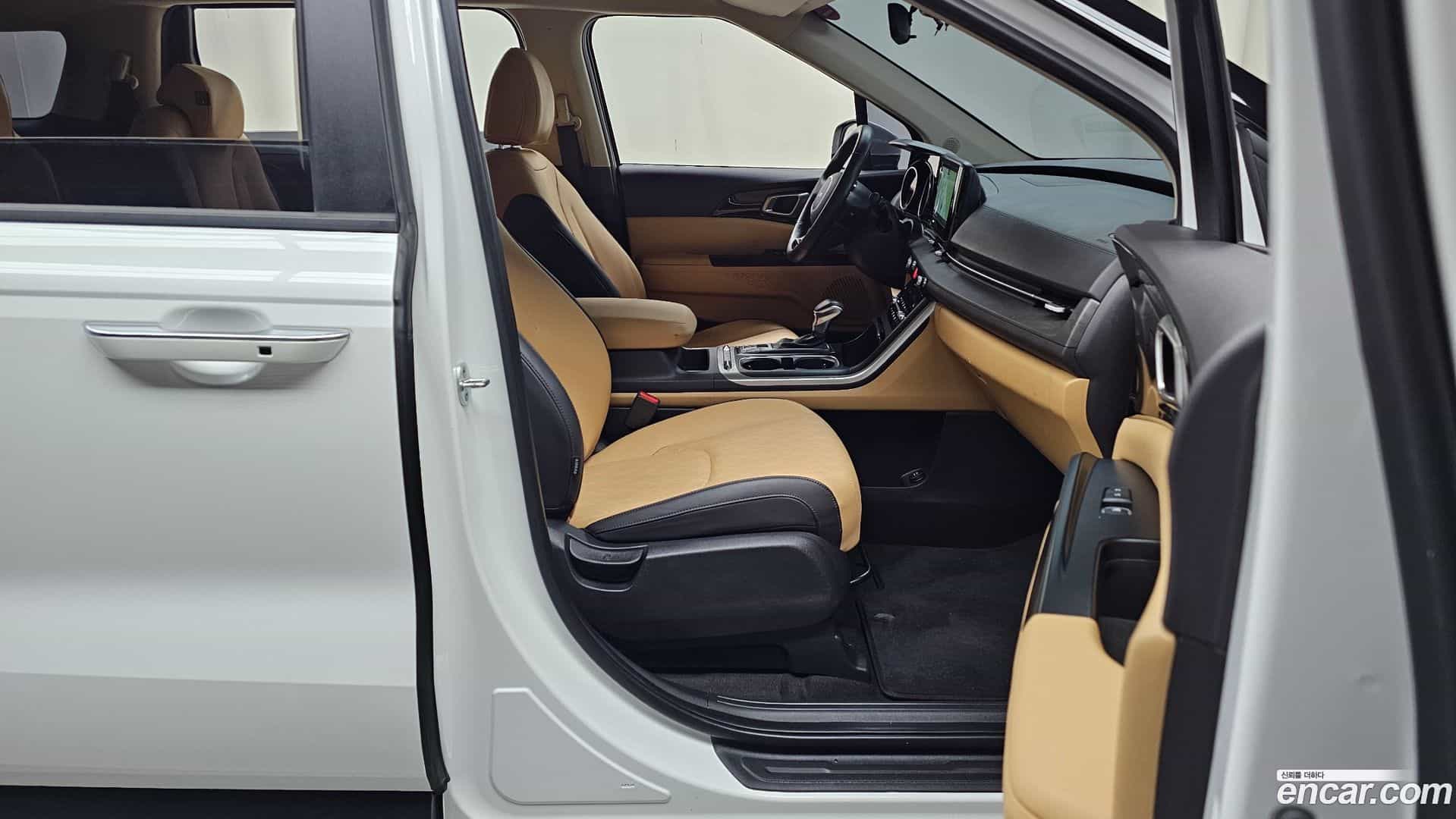 Canival Kia 2023.1-OPTION-015