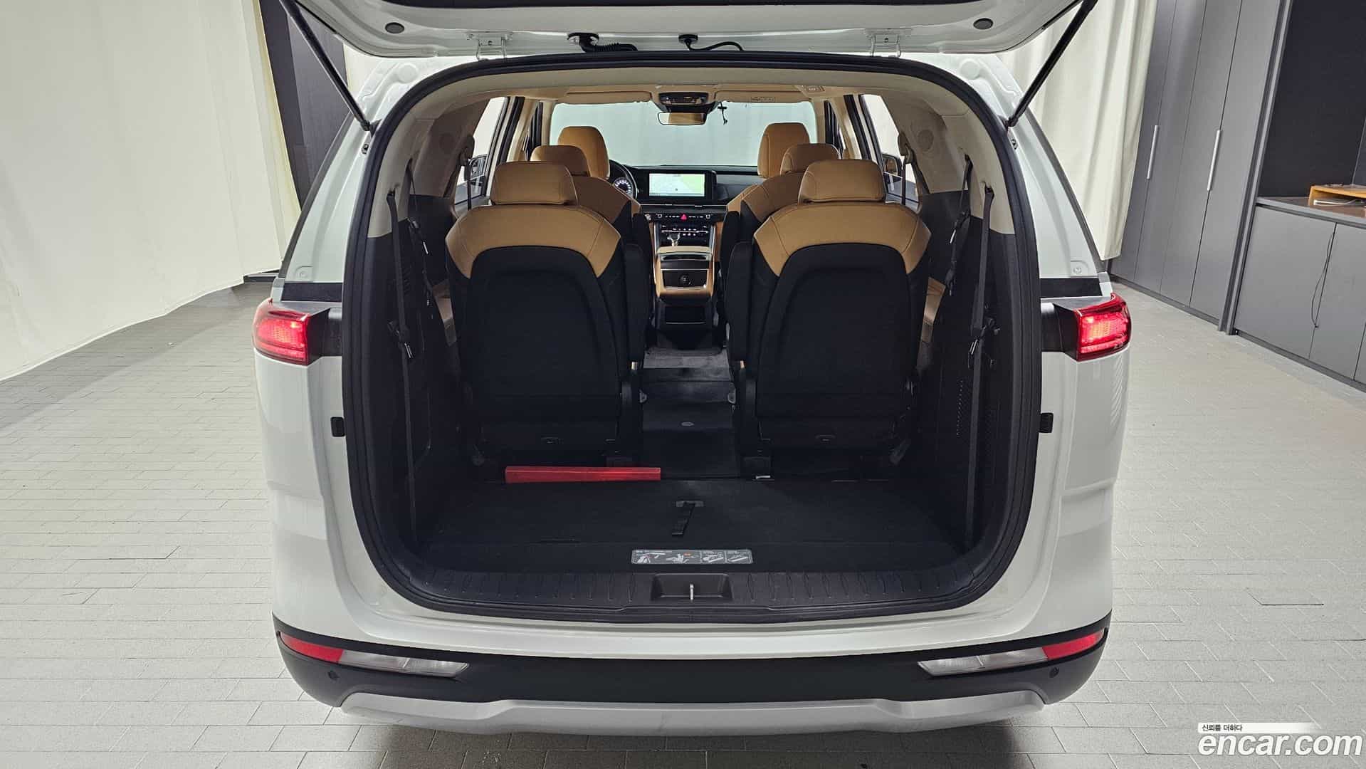 Canival Kia 2023.1-OPTION-024
