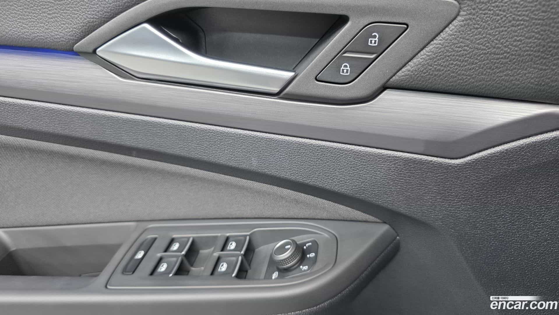 Golf Volkswagen 2022.1-OPTION-017