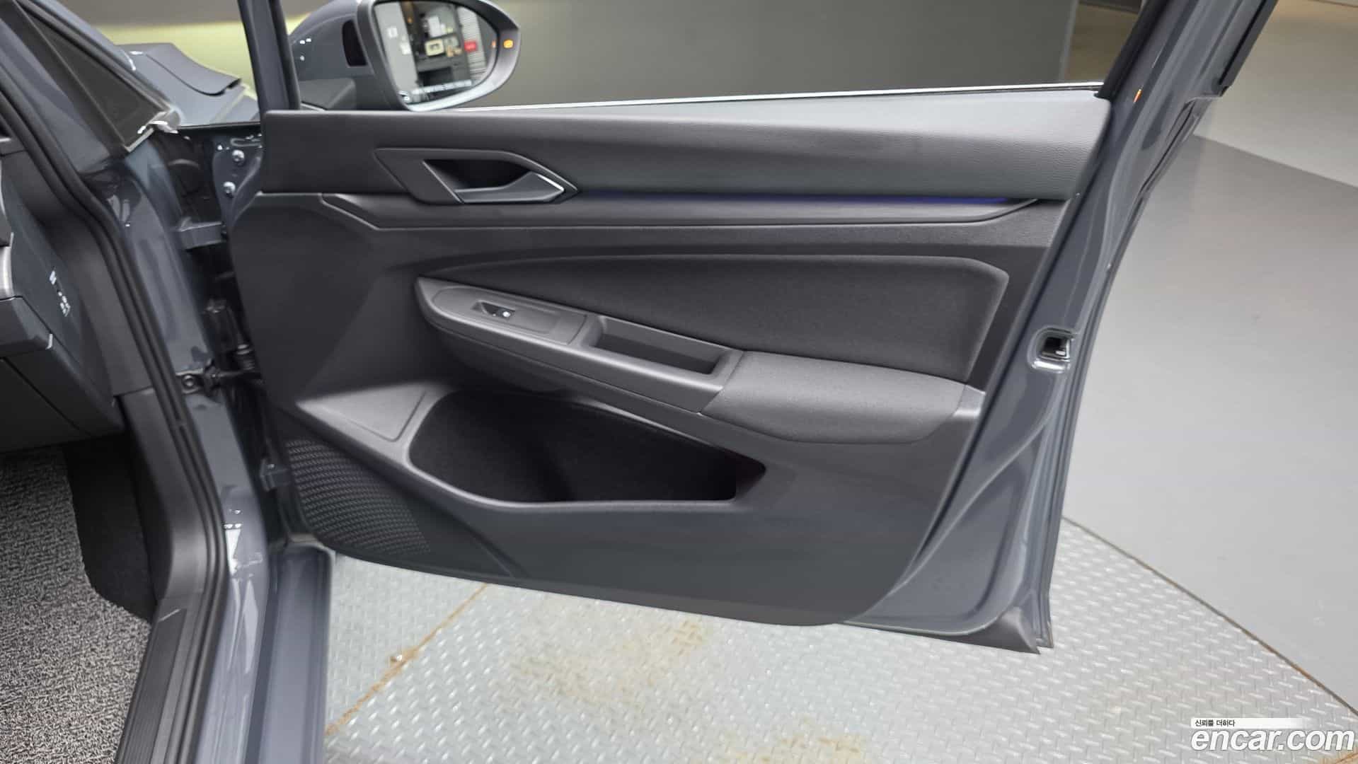 Golf Volkswagen 2022.1-INNER-035