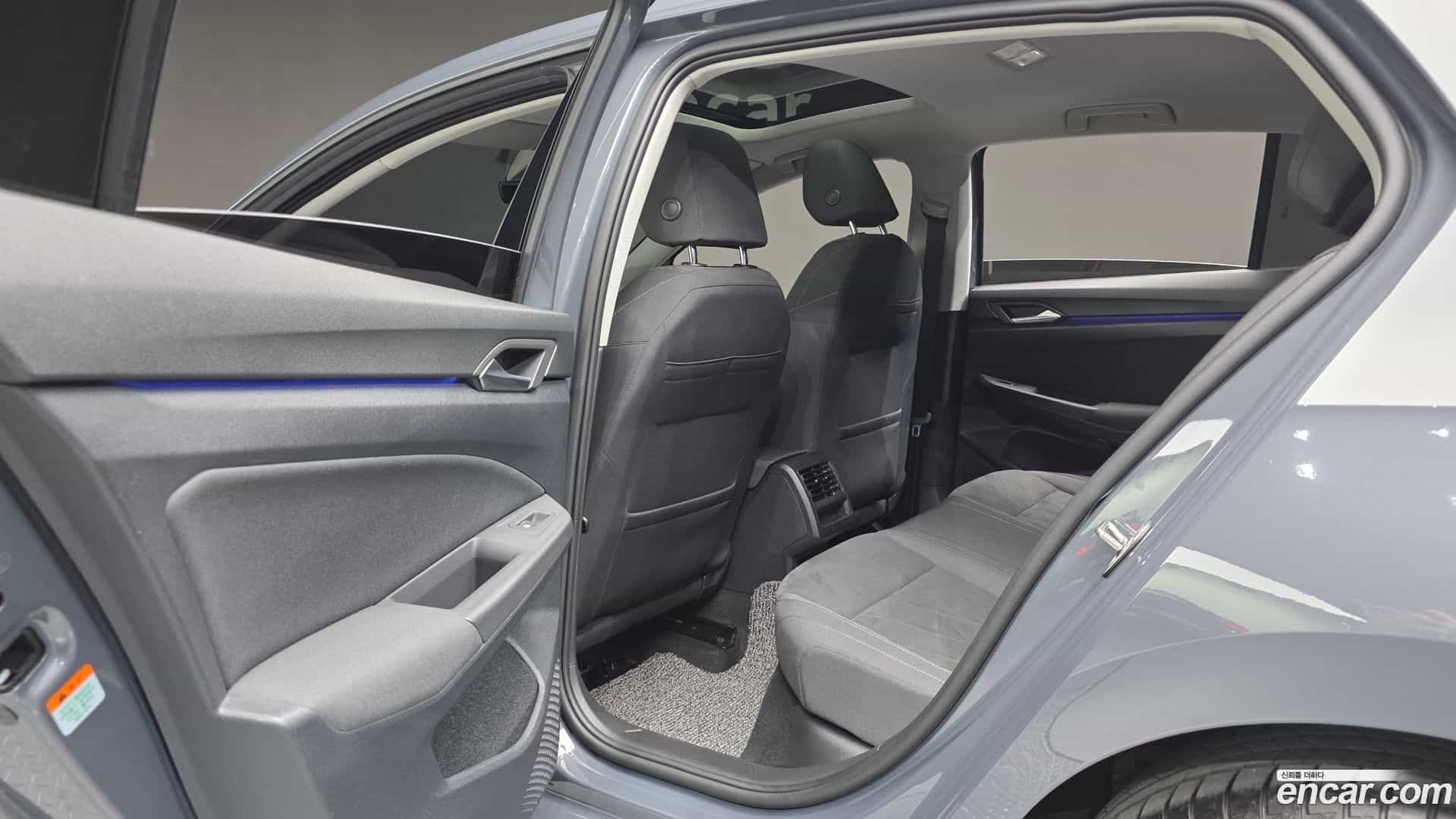 Golf Volkswagen 2022.1-OPTION-047
