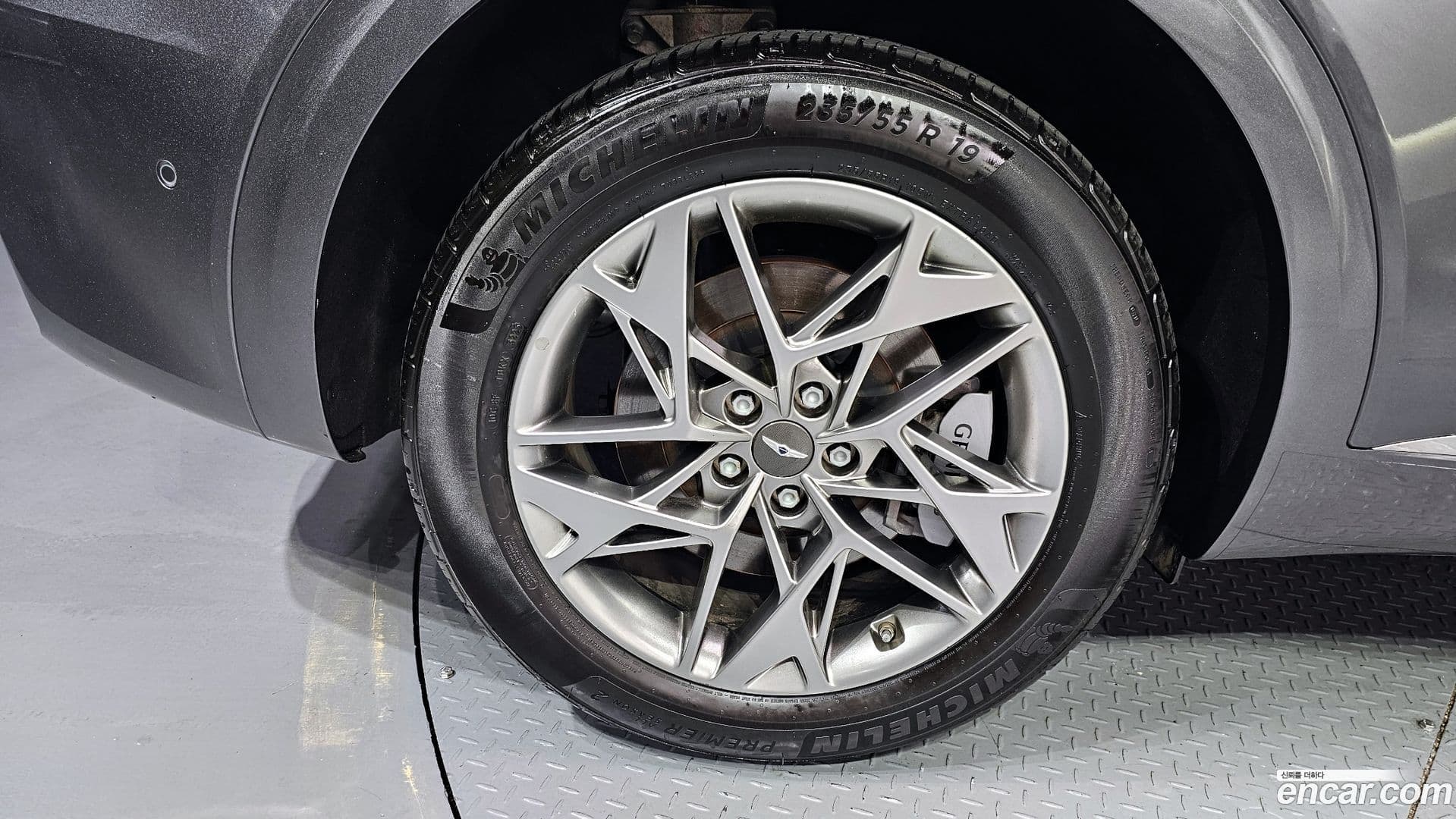 Main__Slider__Photo:GV70 Genesis 2022.4-4