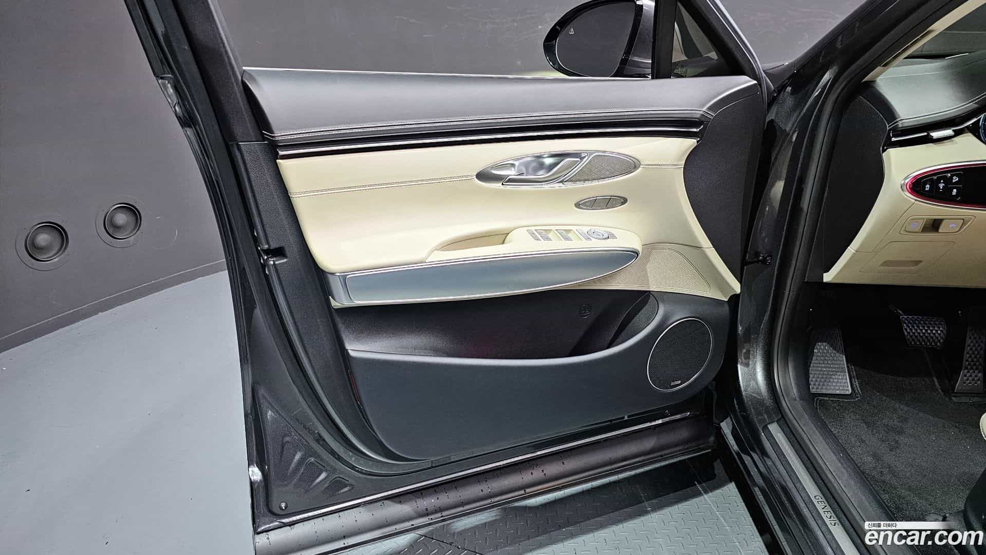 GV70 Genesis 2022.4-INNER-034