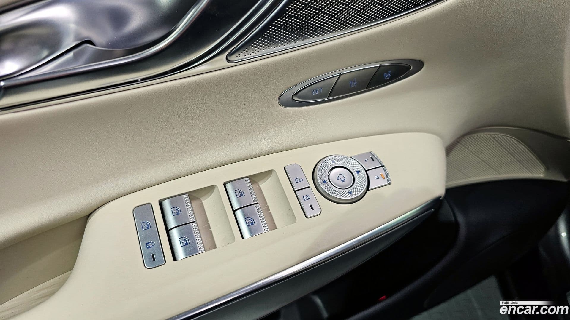 Main__Slider__Photo:GV70 Genesis 2022.4-29