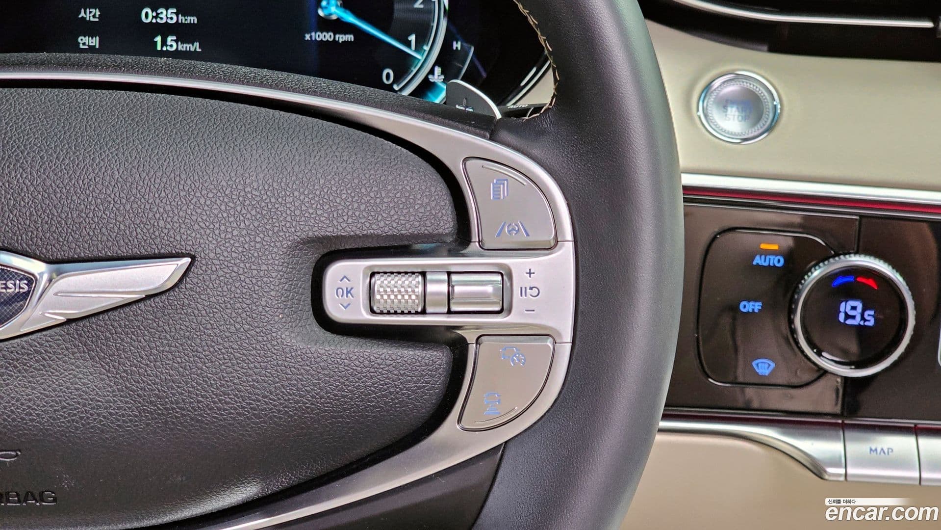 Main__Slider__Photo:GV70 Genesis 2022.4-32