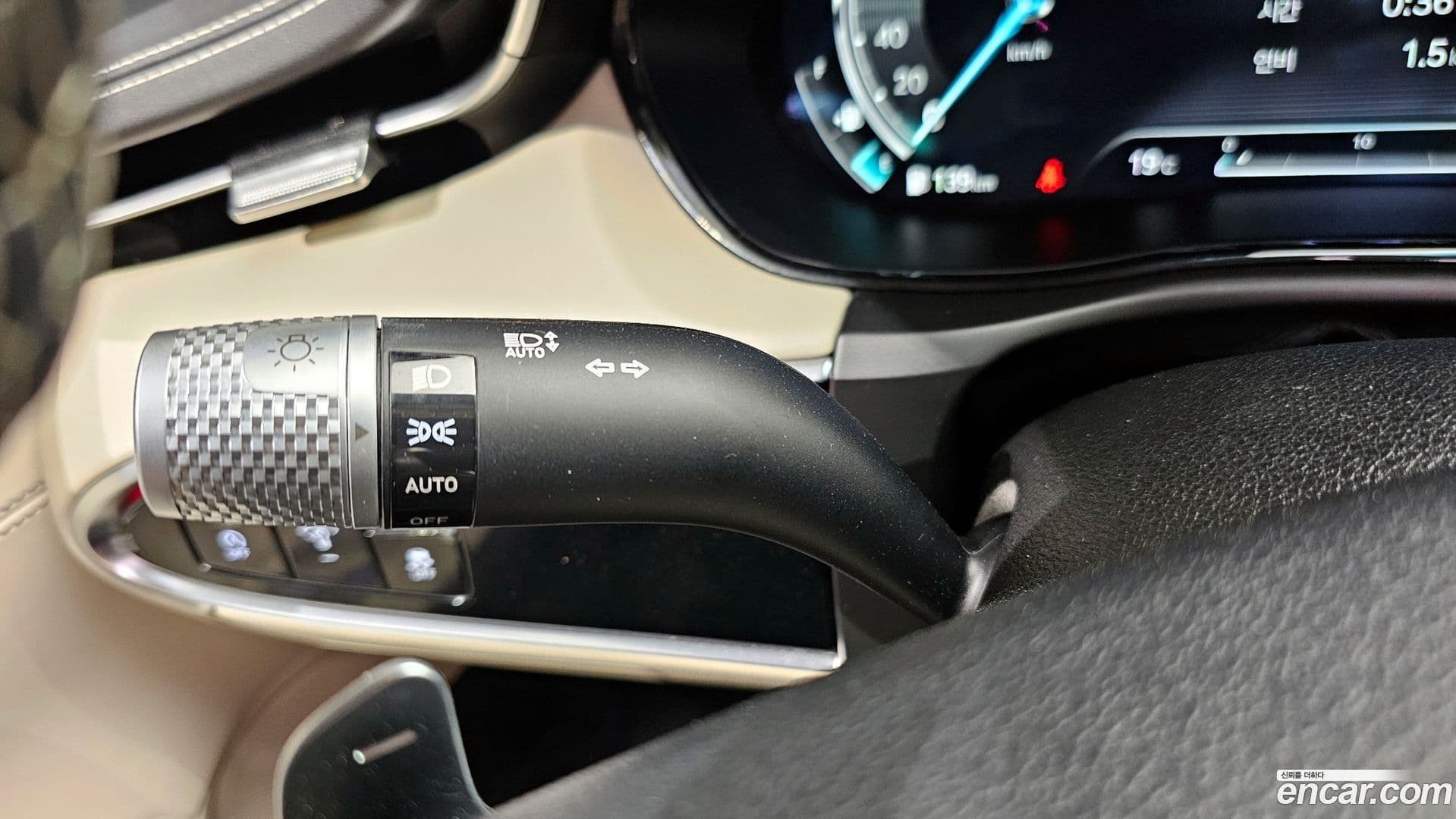 Main__Slider__Photo:GV70 Genesis 2022.4-35