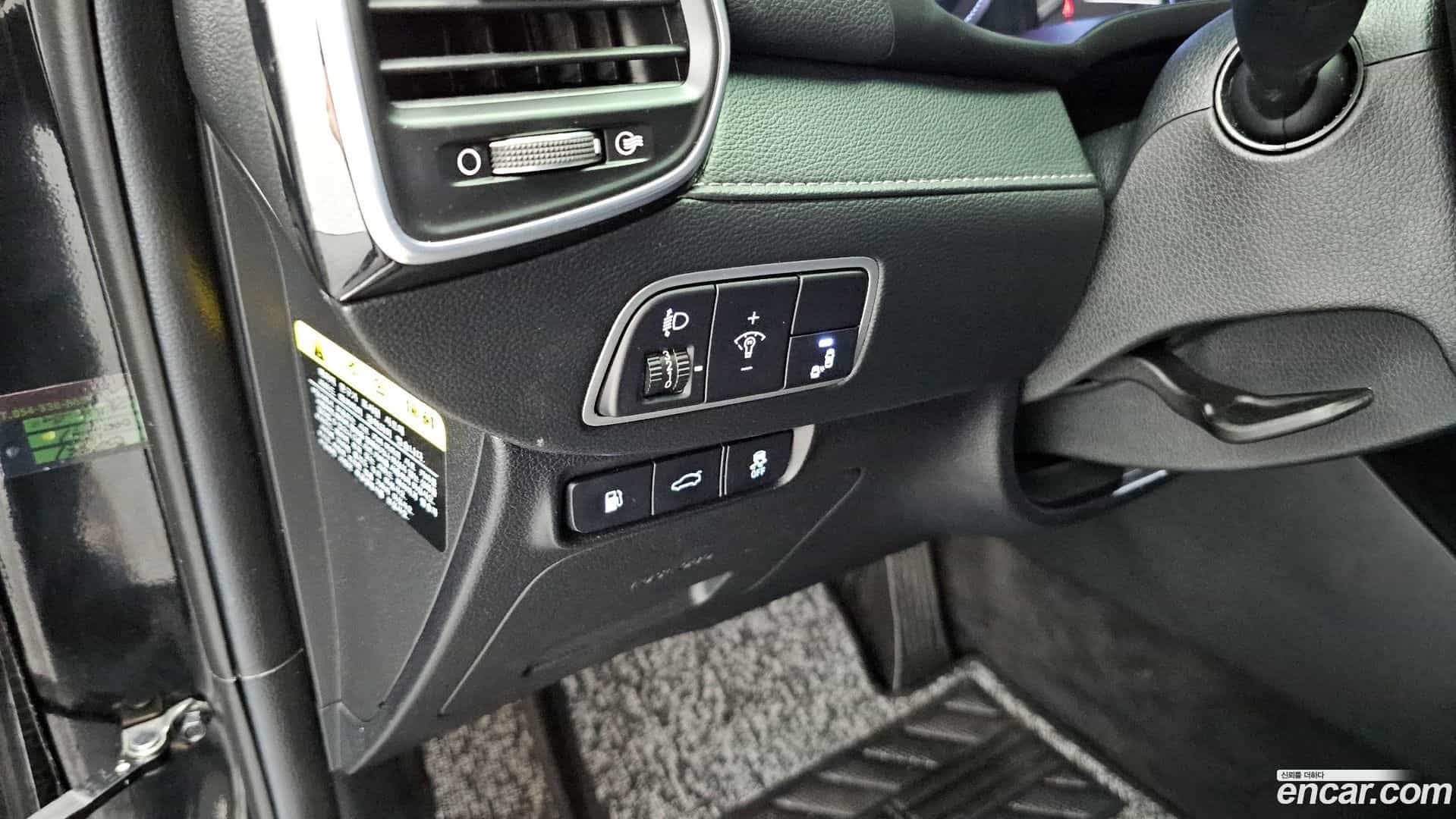 Grandeur Hyundai 2017.9-OPTION-023