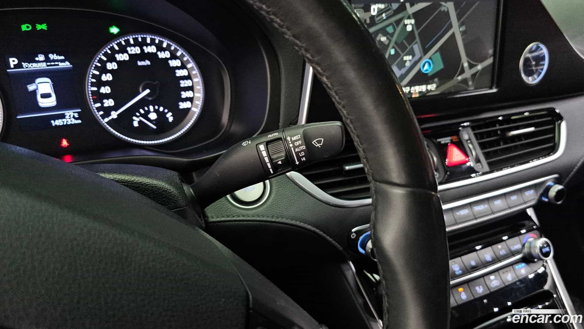 Grandeur Hyundai 2017.9-OPTION-040