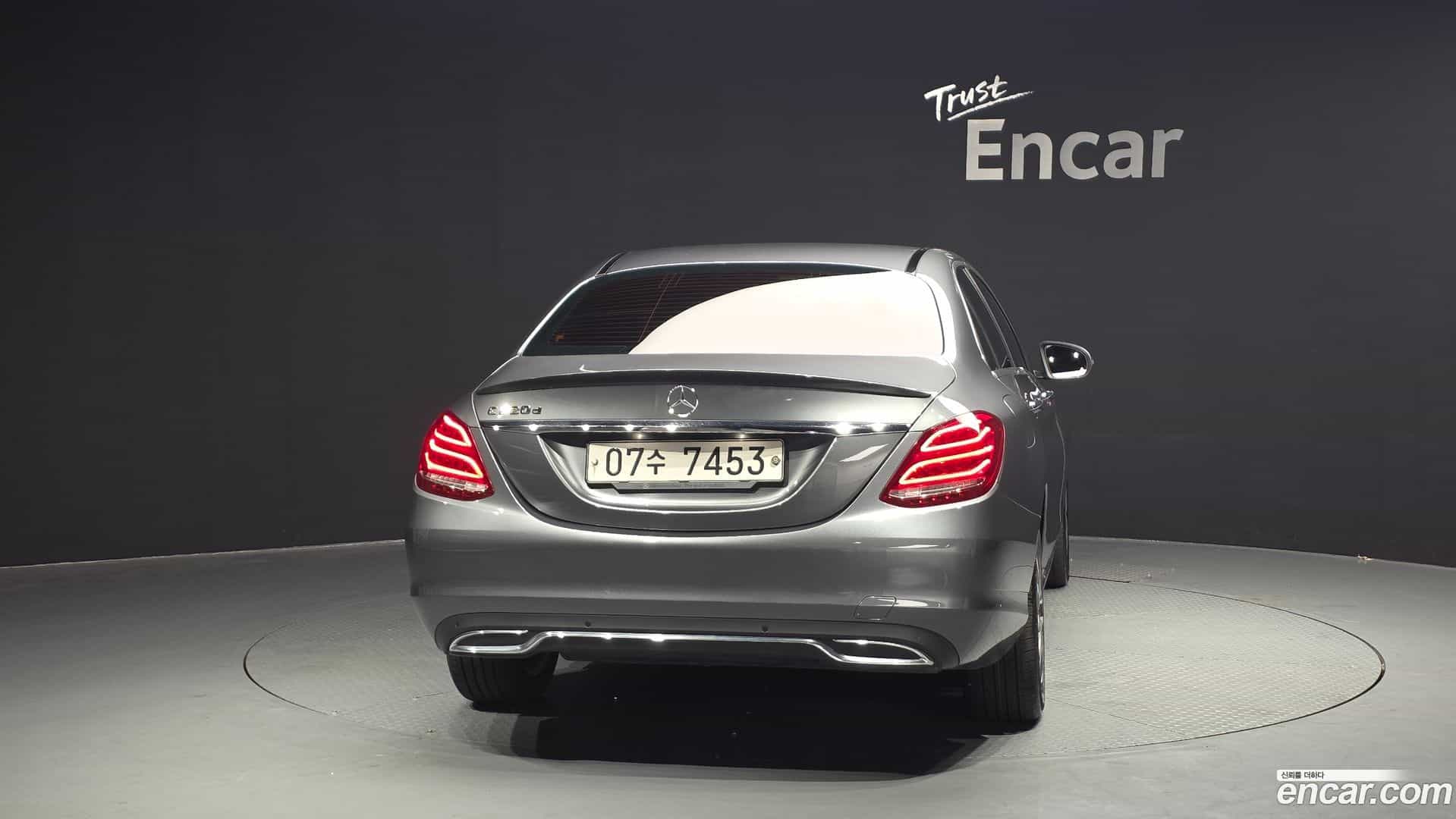 C-Class Mercedes-Benz 2017.4-OUTER-004