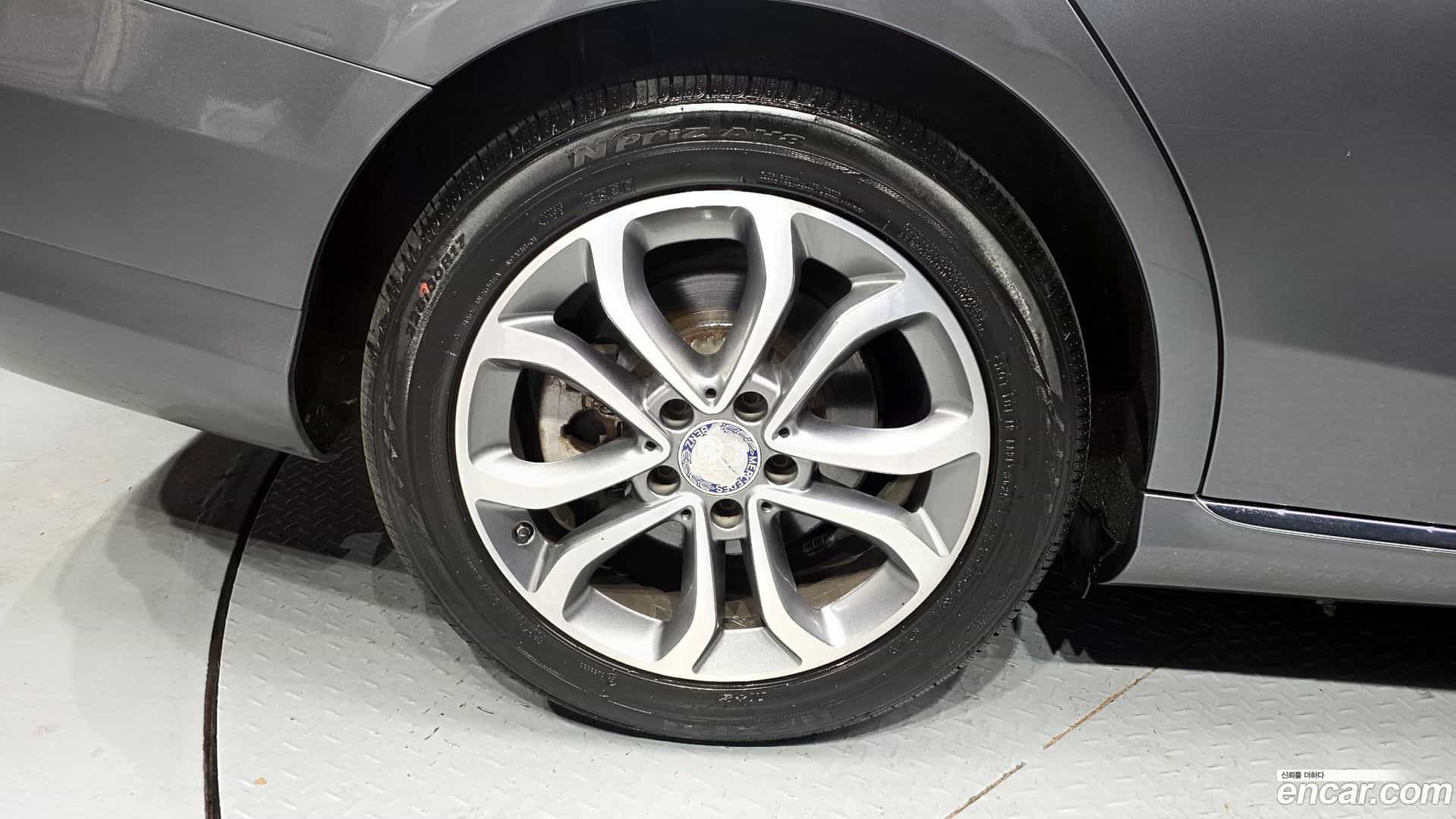 C-Class Mercedes-Benz 2017.4-OUTER-005