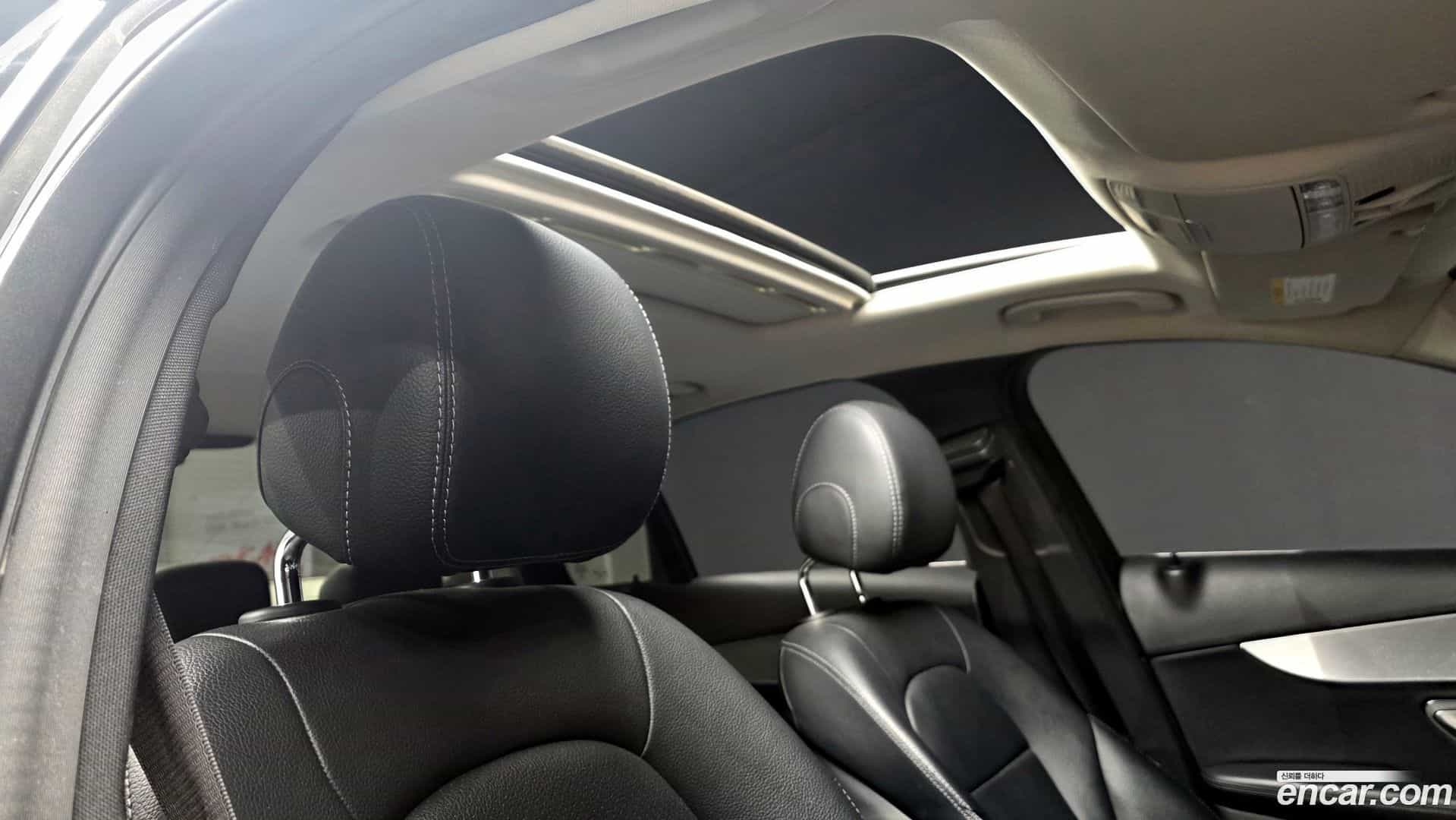C-Class Mercedes-Benz 2017.4-OPTION-020