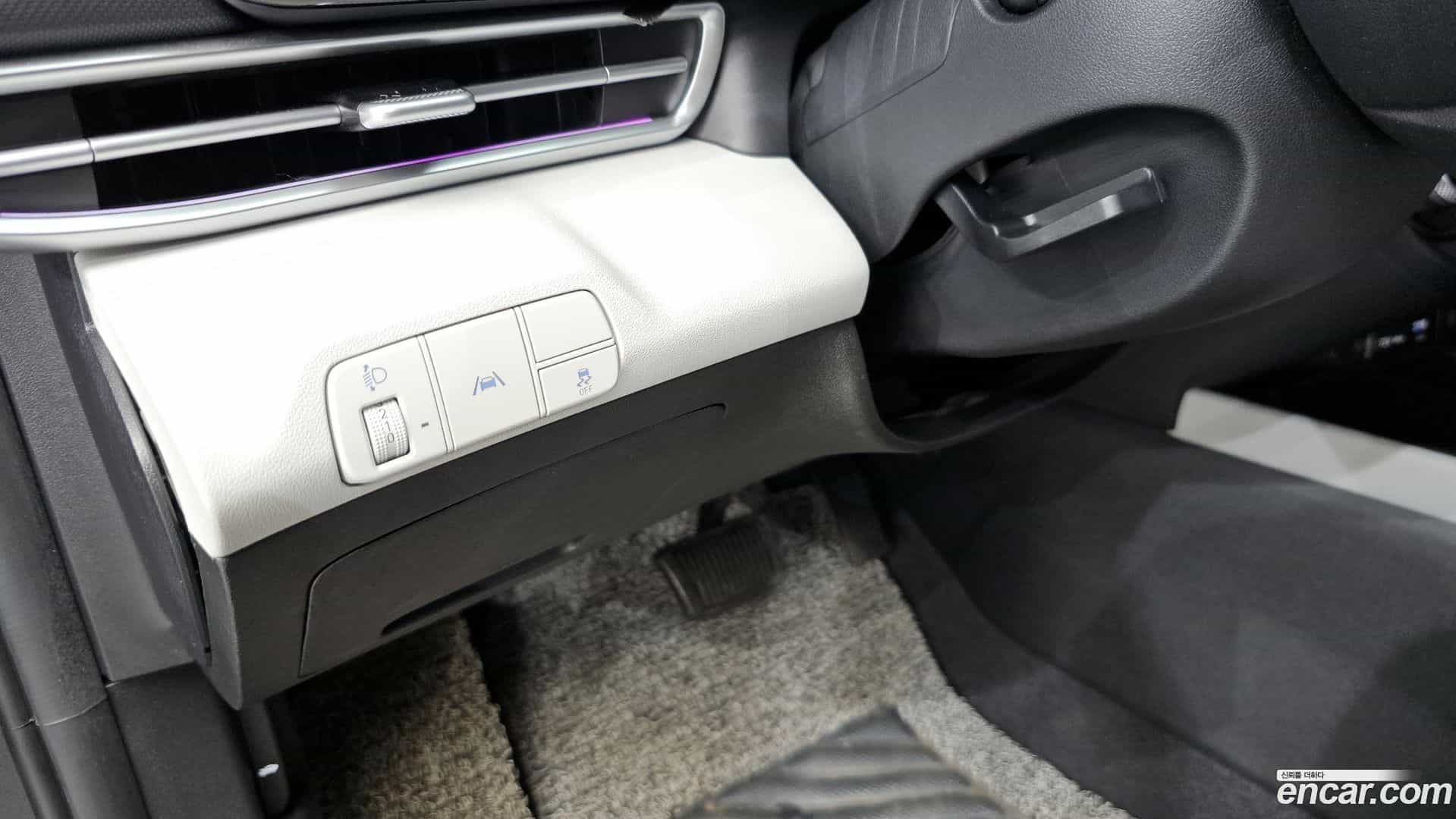 AVANTE Hyundai 2022.2-OPTION-023
