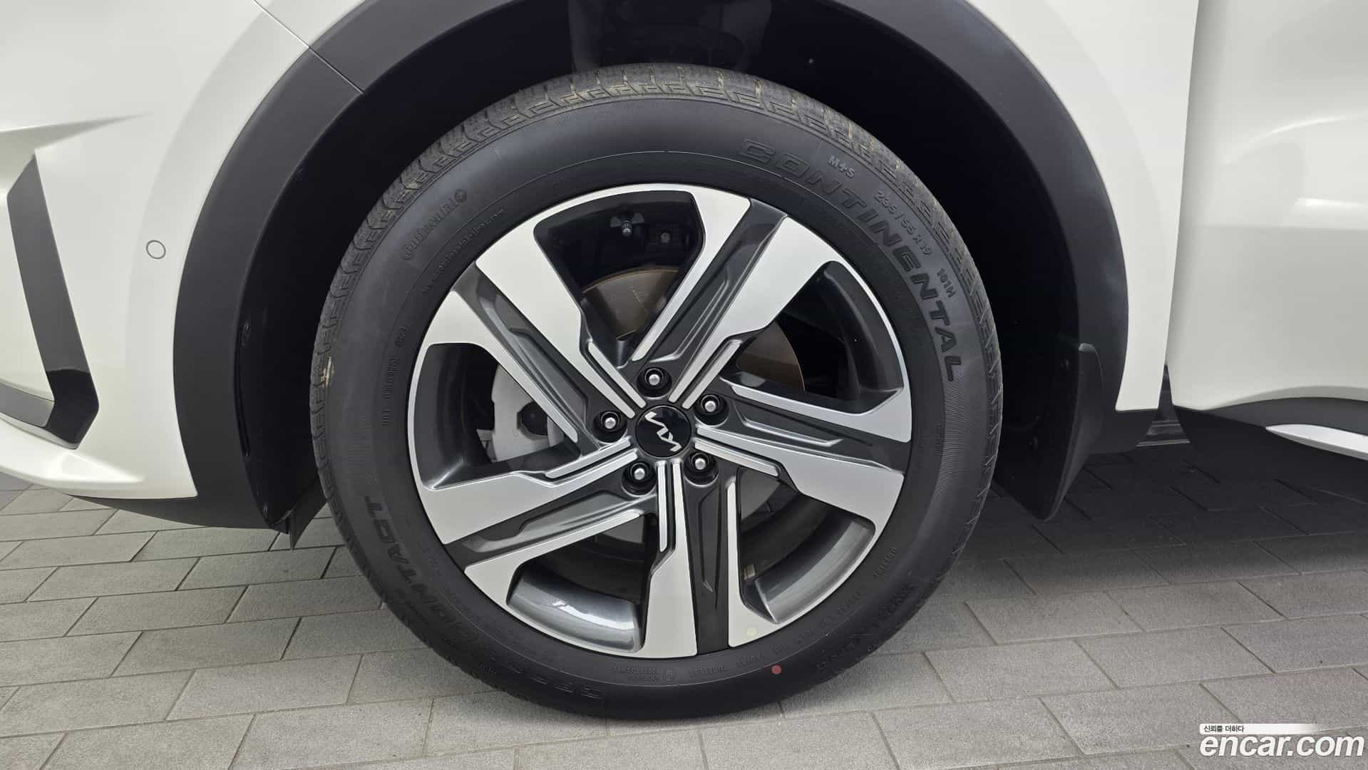 Sorento Kia 2023.4-OUTER-005
