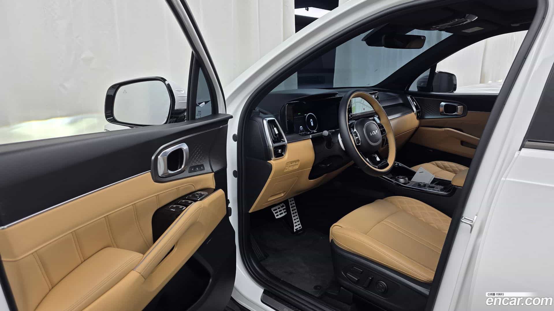 Sorento Kia 2023.4-INNER-010
