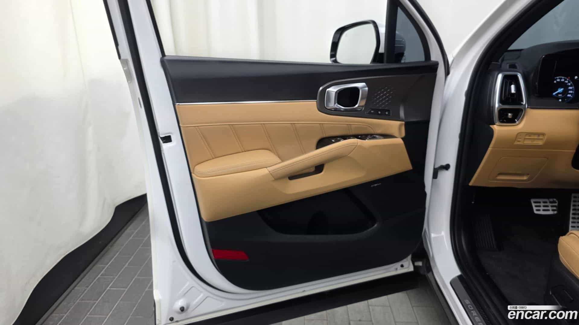 Sorento Kia 2023.4-INNER-034