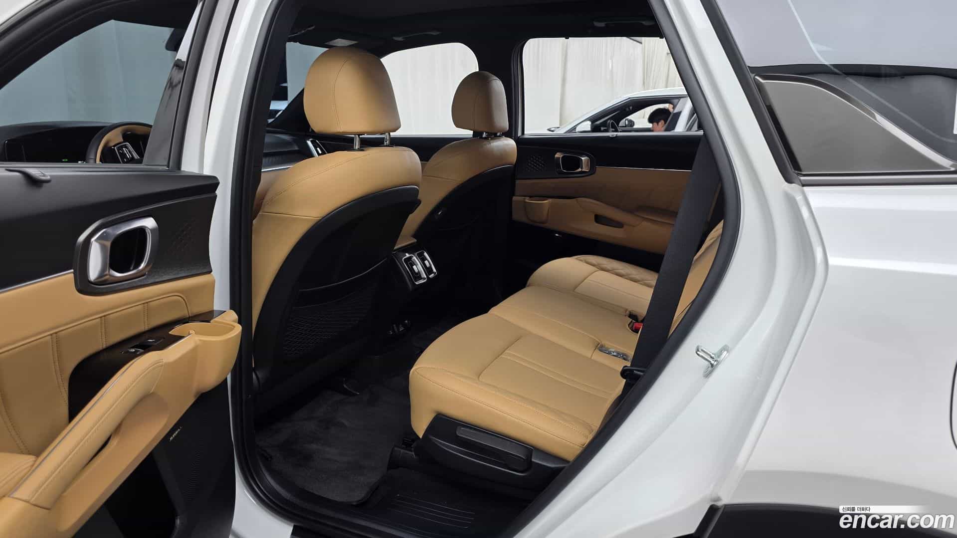 Sorento Kia 2023.4-INNER-036