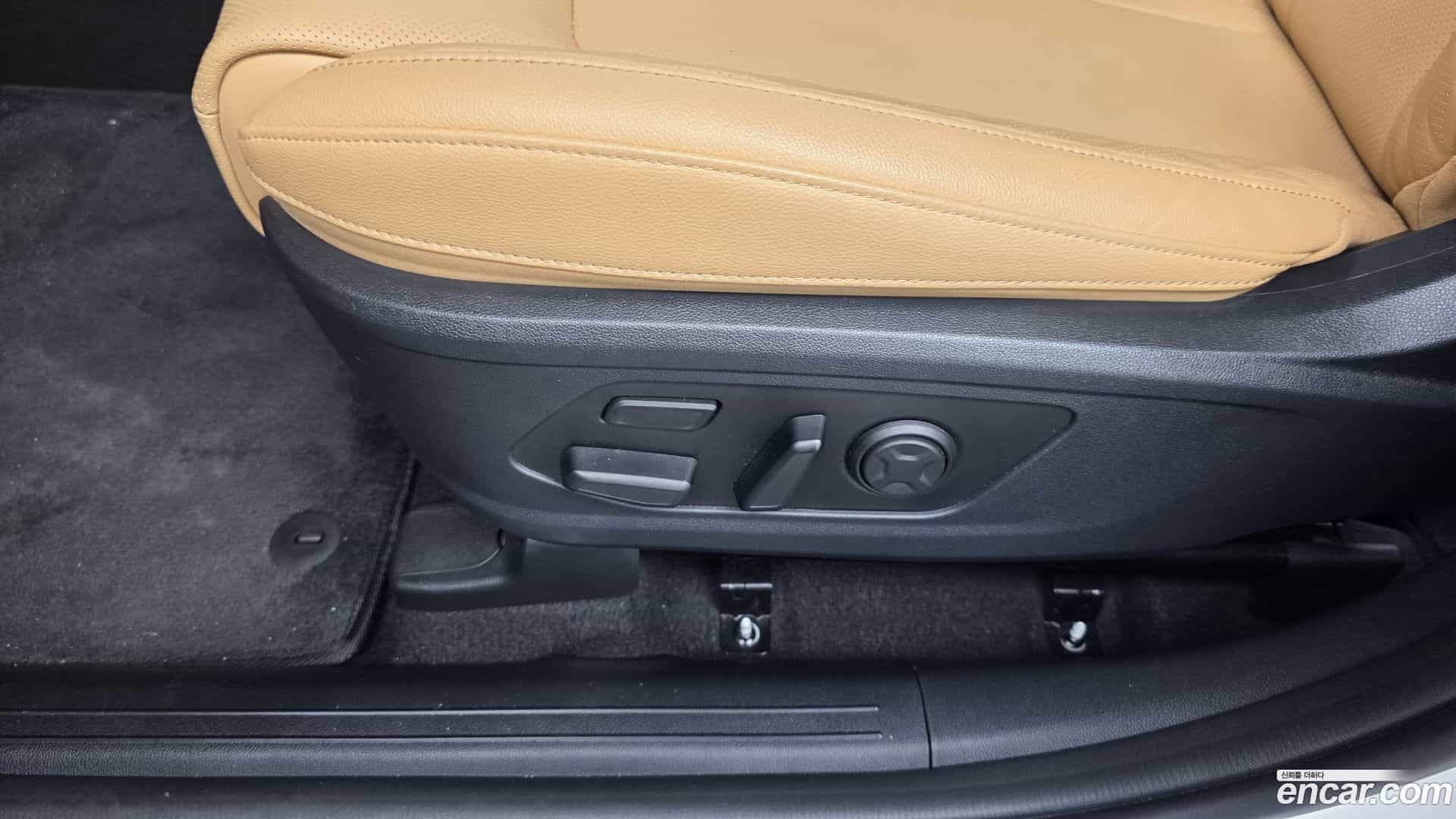 Sorento Kia 2023.4-OPTION-044