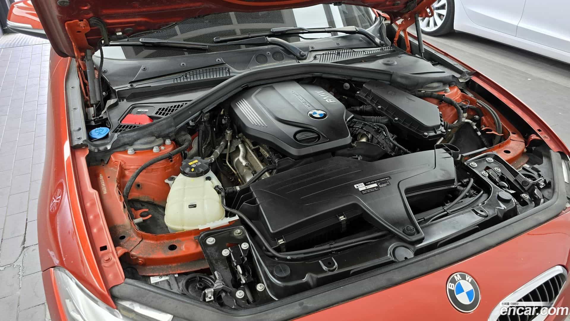 1-Series BMW 2019.5-OUTER-006