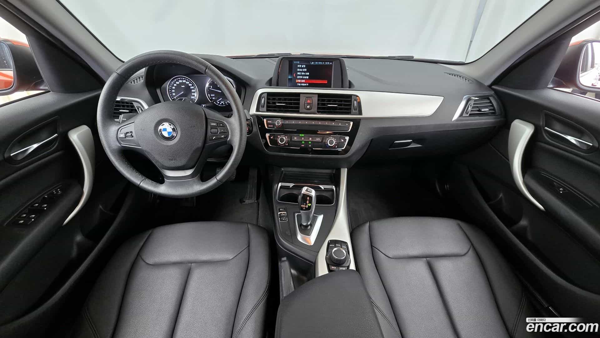 1-Series BMW 2019.5-INNER-007