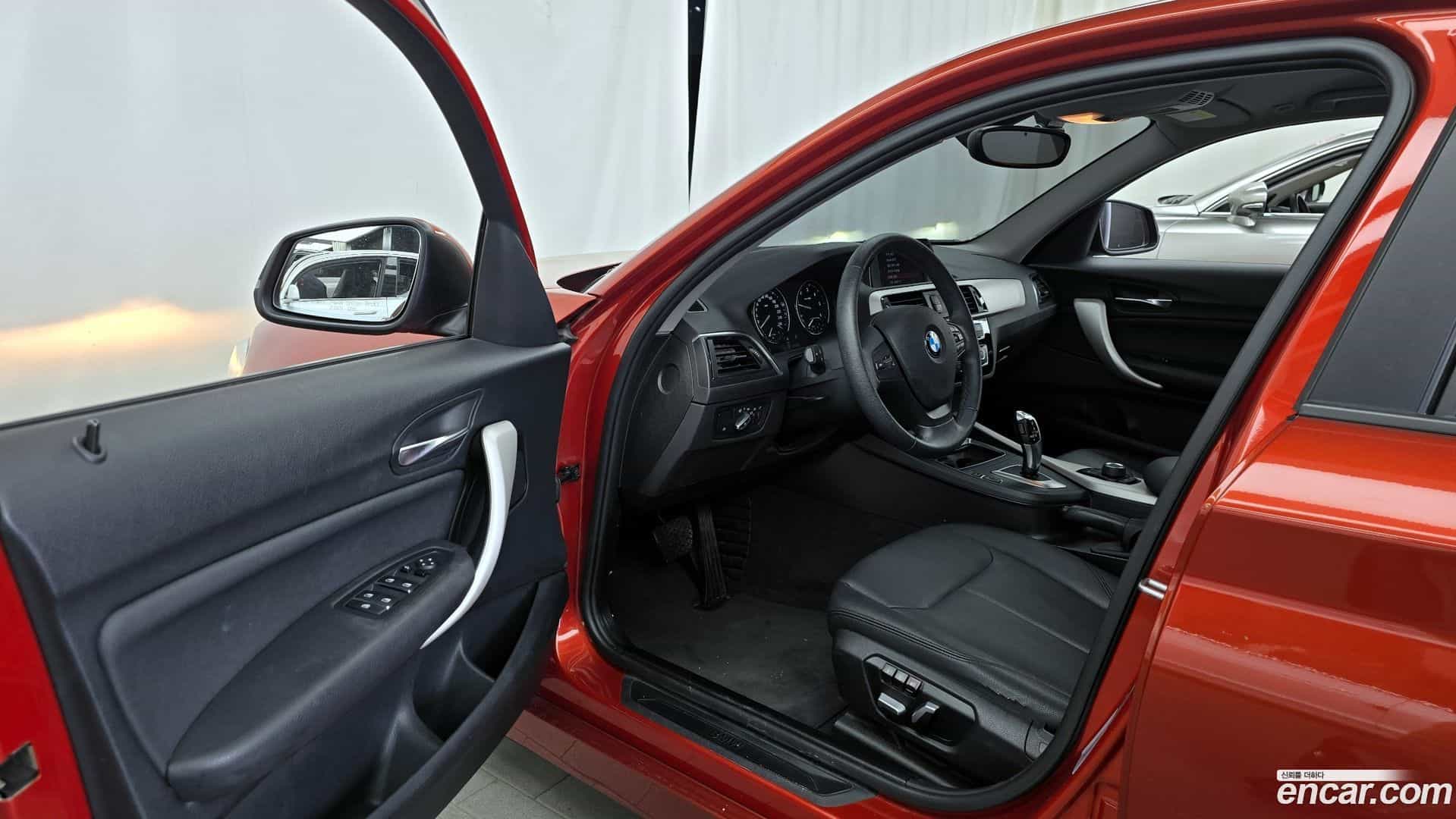 1-Series BMW 2019.5-INNER-010