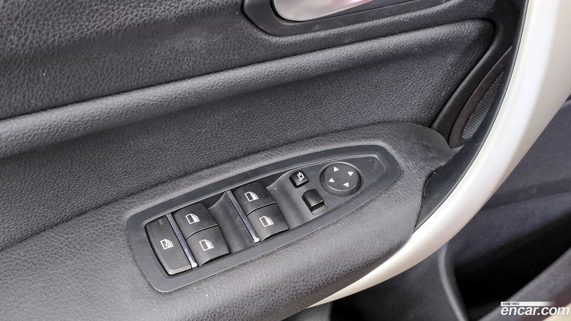 1-Series BMW 2019.5-OPTION-040