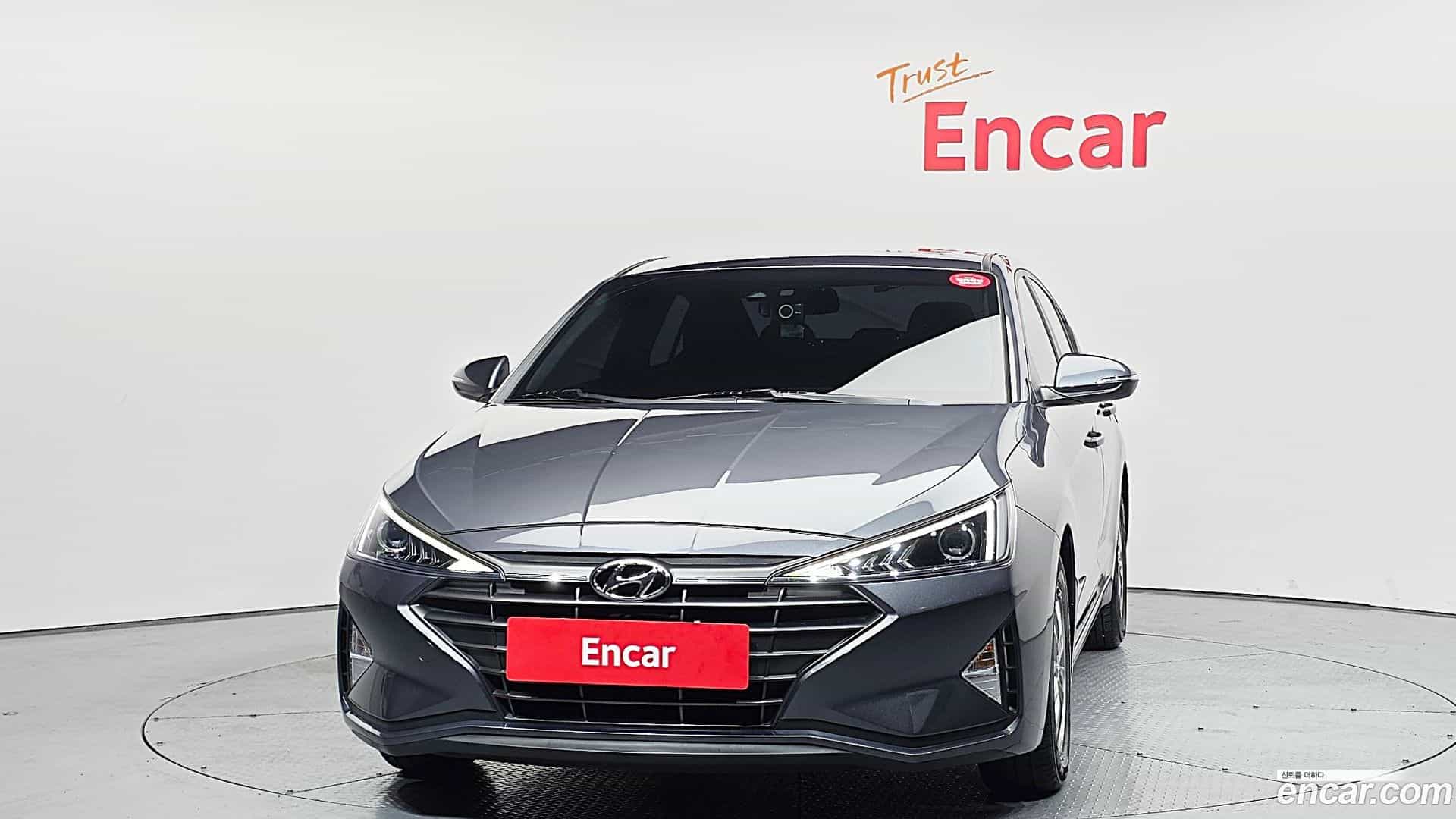 AVANTE Hyundai 2018.9-OUTER-003