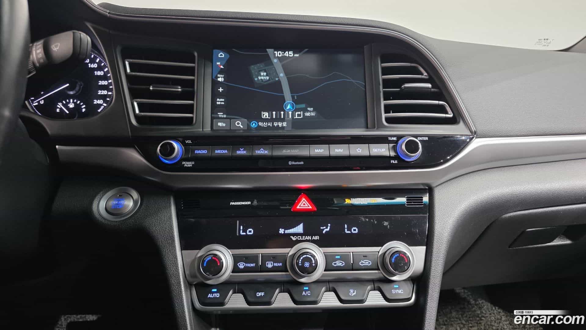 AVANTE Hyundai 2018.9-OPTION-019