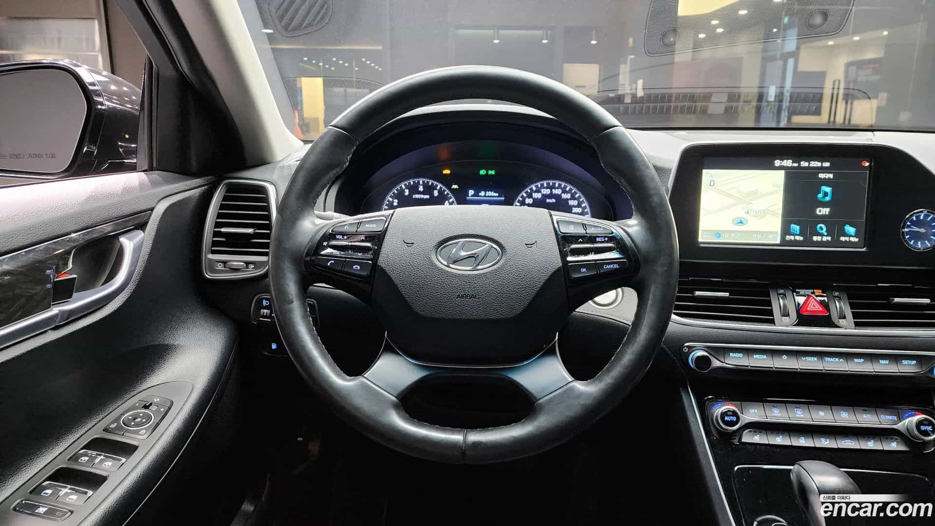Grandeur Hyundai 2018.10-OPTION-018