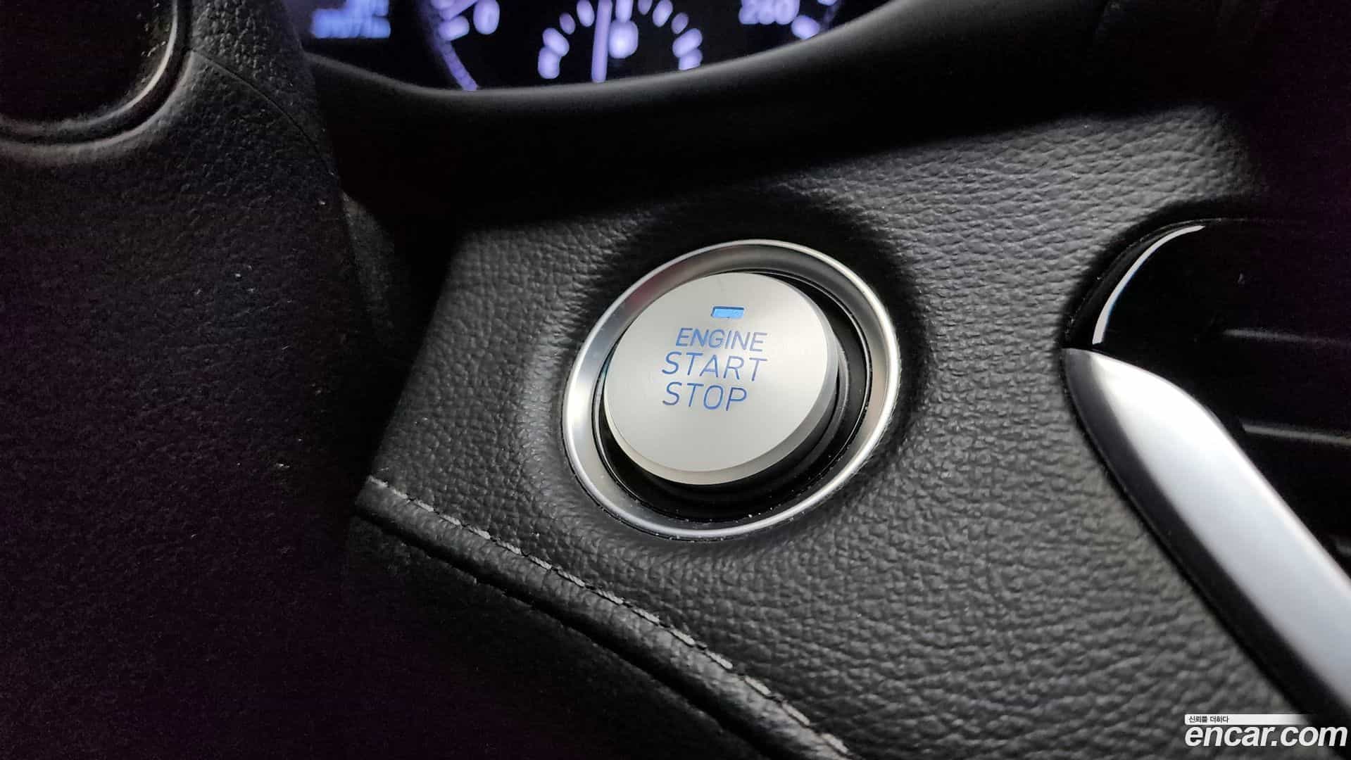 Grandeur Hyundai 2018.10-OPTION-021