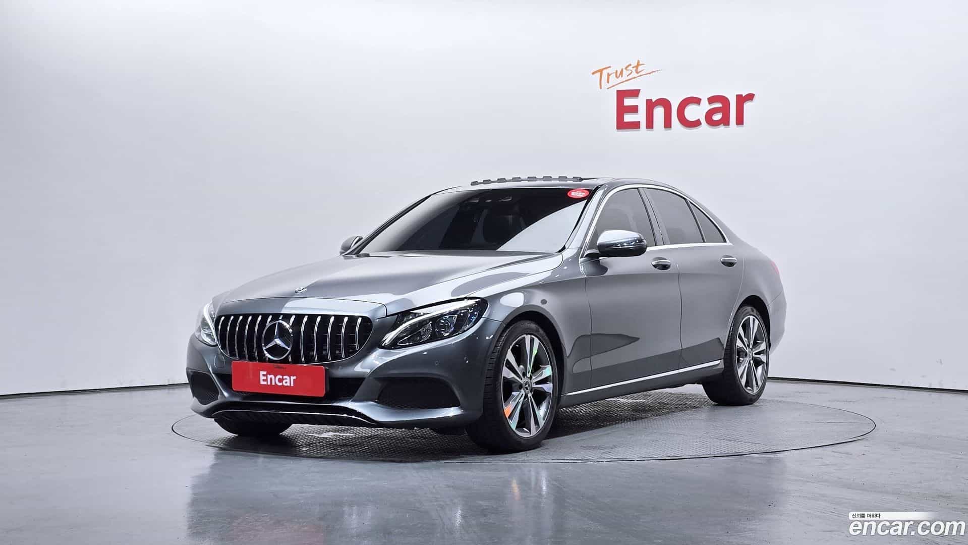 C-Class Mercedes-Benz 2018.3-OUTER-001