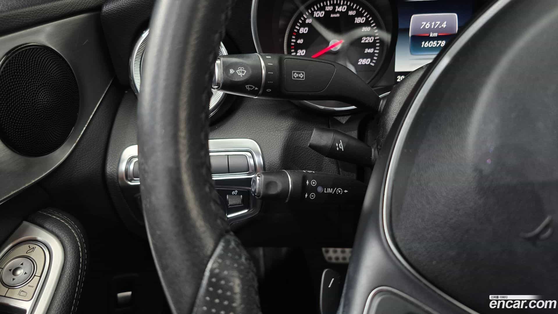 C-Class Mercedes-Benz 2018.3-OPTION-021