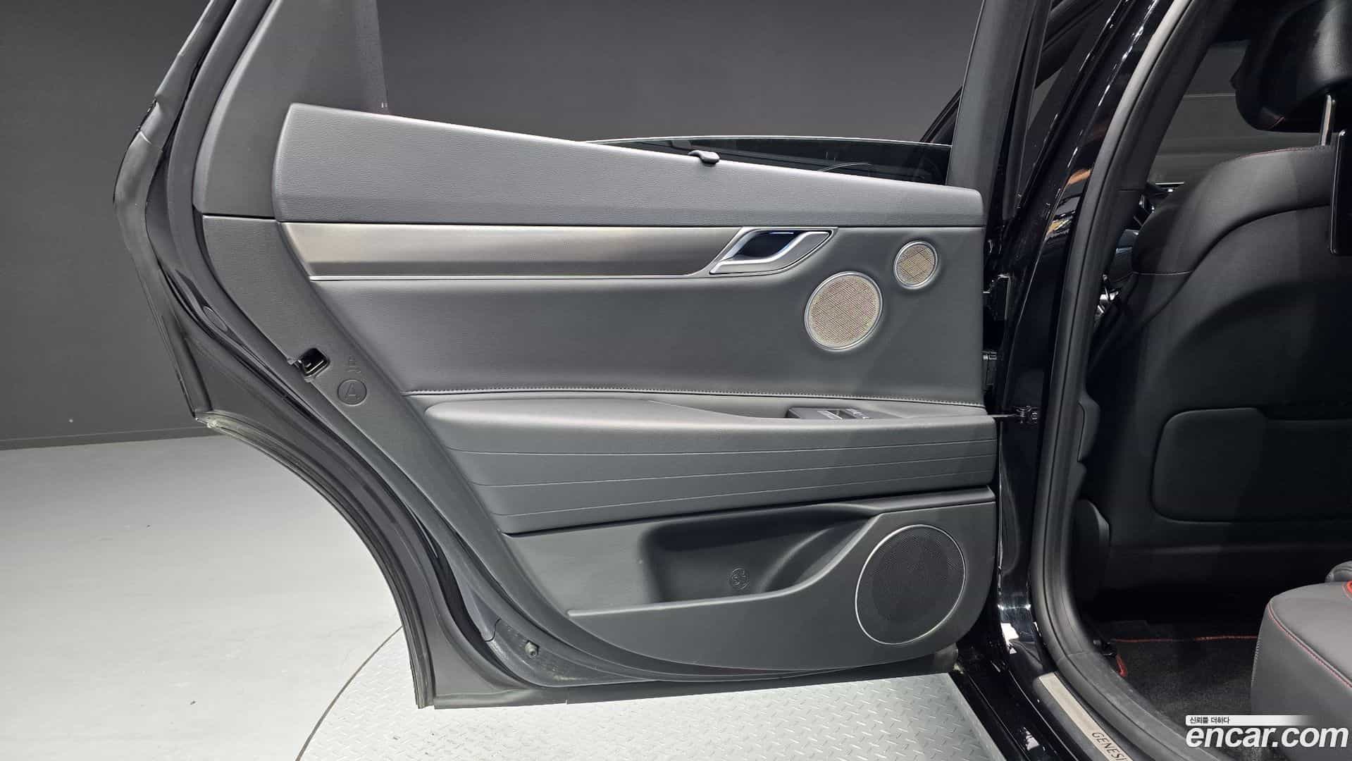G80 Genesis 2023.4-INNER-035